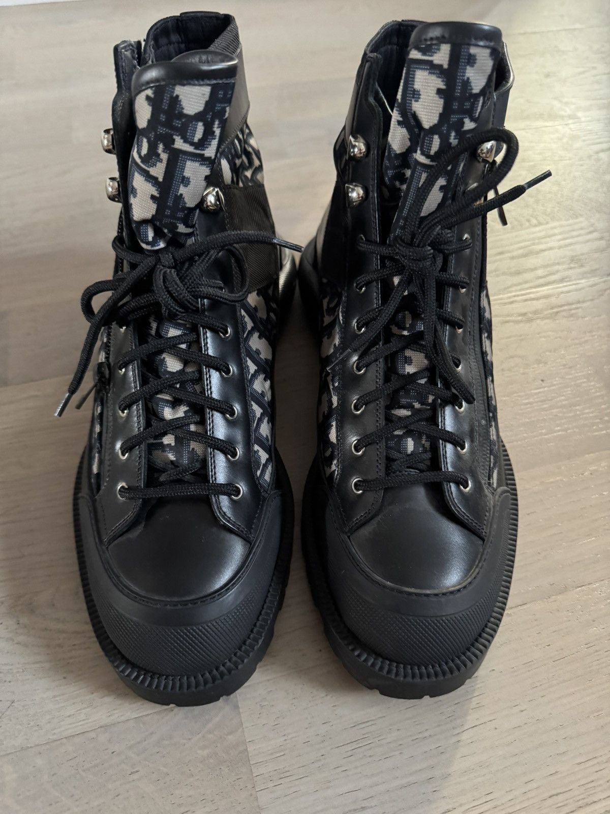 Dior DIOR OBLIQUE boots sz42 study all photos and description plz Size US 9 / EU 42 - 2 Thumbnail
