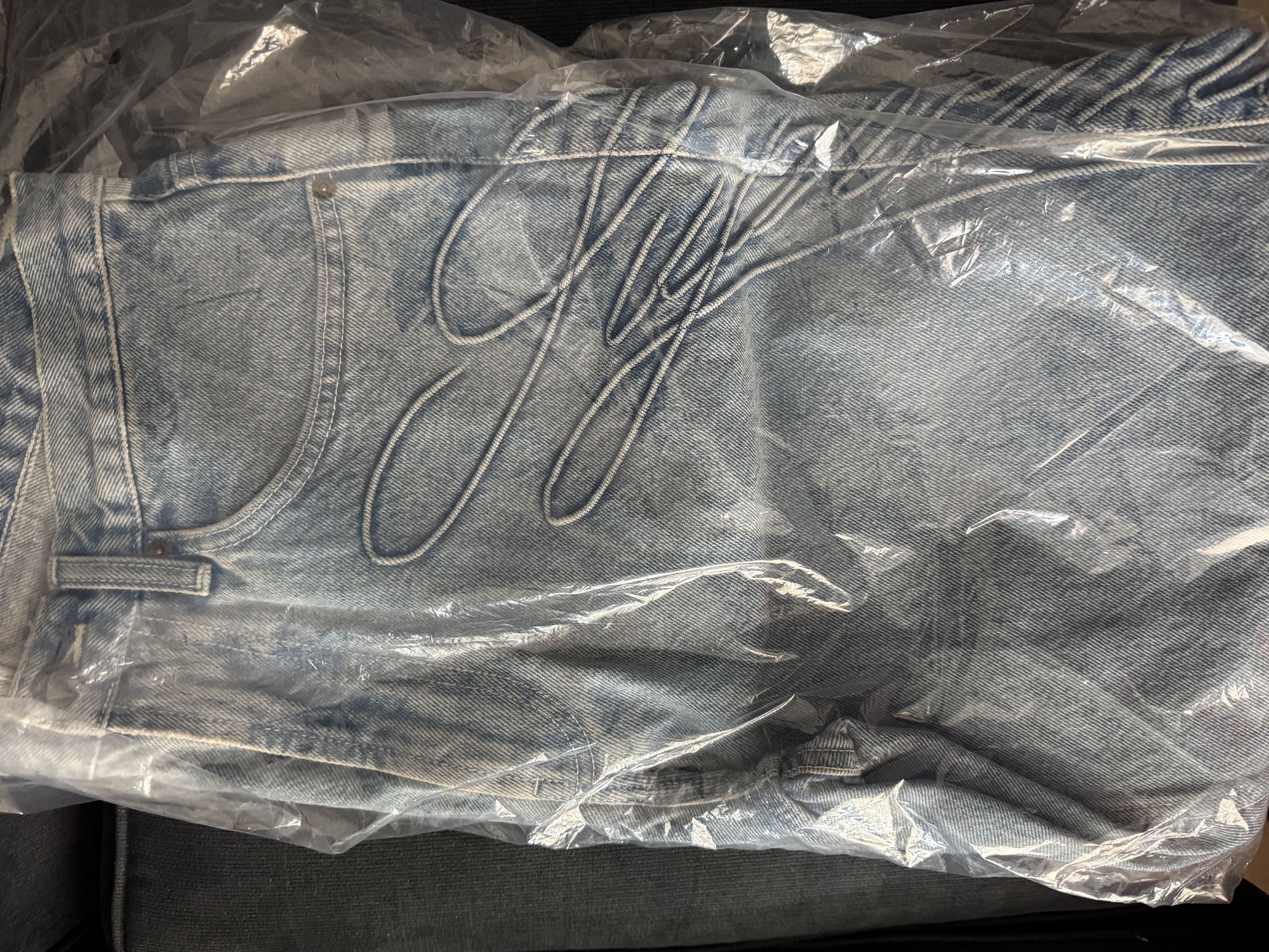 Supreme Script Baggy Denim Short Size US 30 / EU 46 - 3 Thumbnail