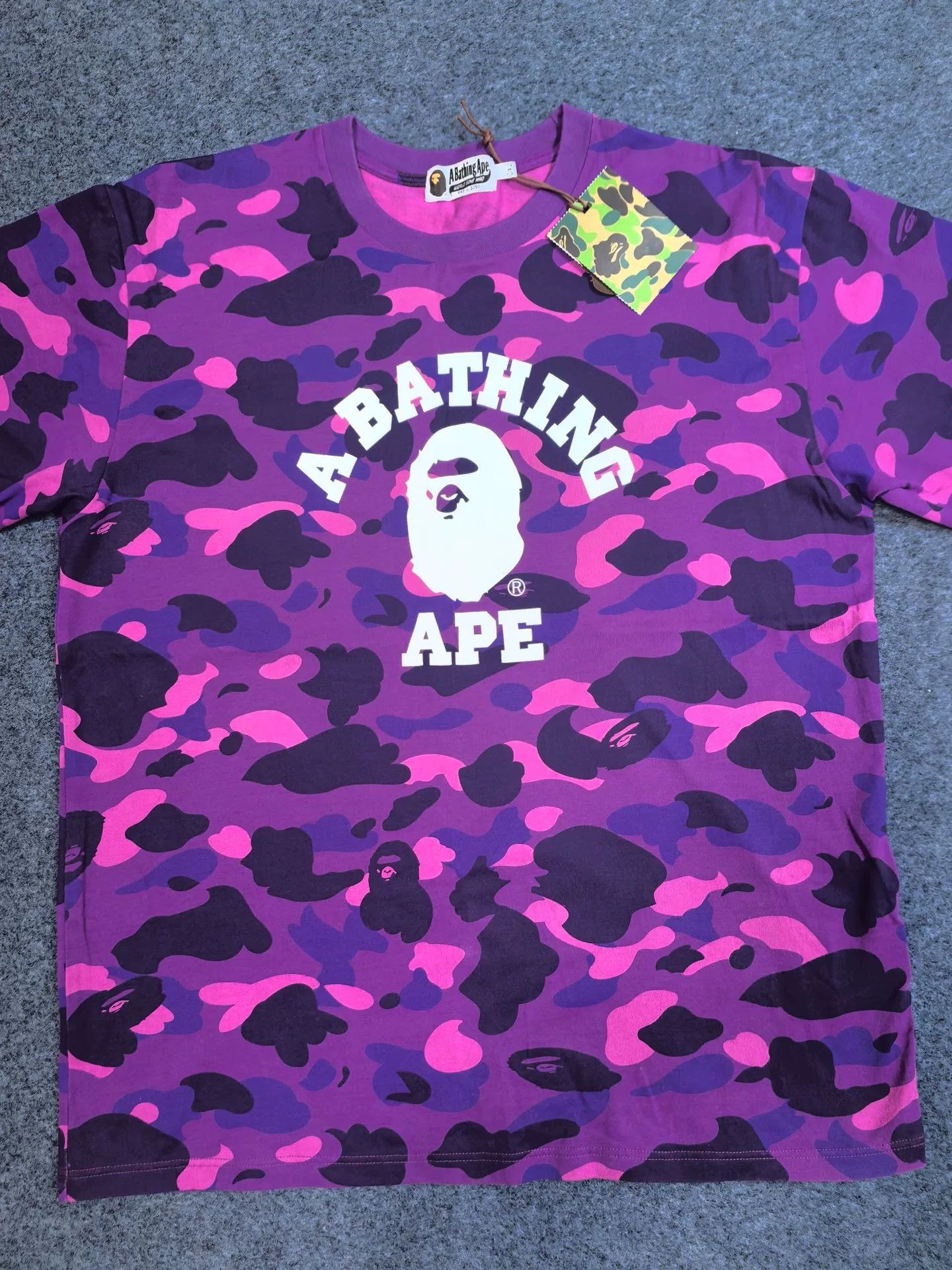 Bape Bape T Multi Glow T-Shirt Casual Size US XXL / EU 58 / 5 - 1 Thumbnail