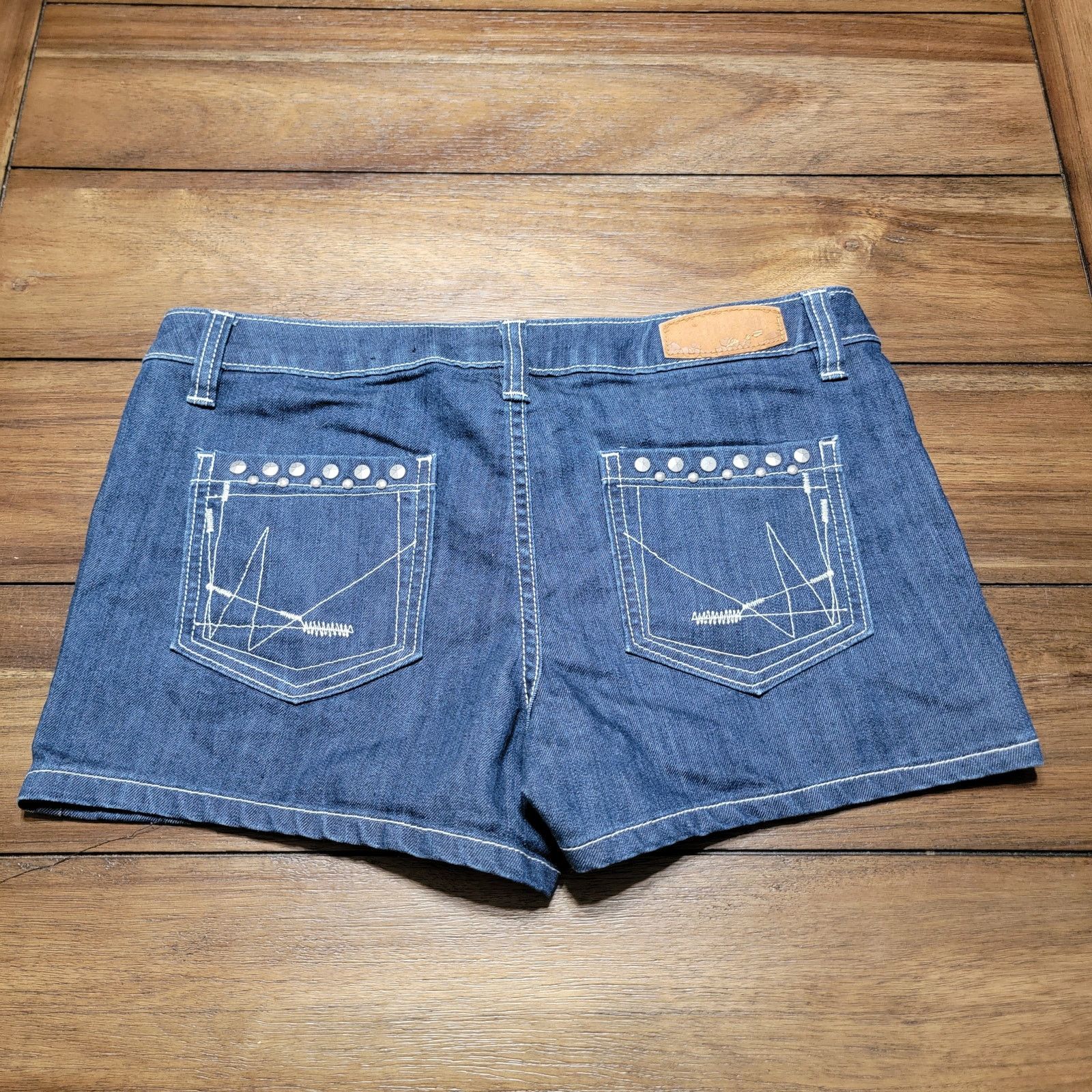 Other Allen B. Denim Shorts w/ Studded Pockets - Size 10 Size 32" / US 10 / IT 46 - 2 Thumbnail