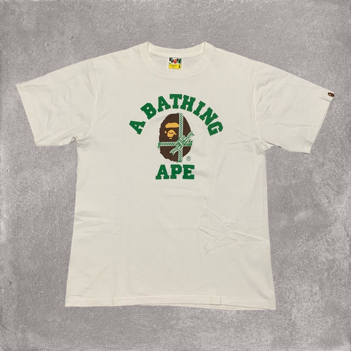 Bape Bape Medium Christmas College White Tee A Bathing Ape Size US M / EU 48-50 / 2 - 1 Thumbnail