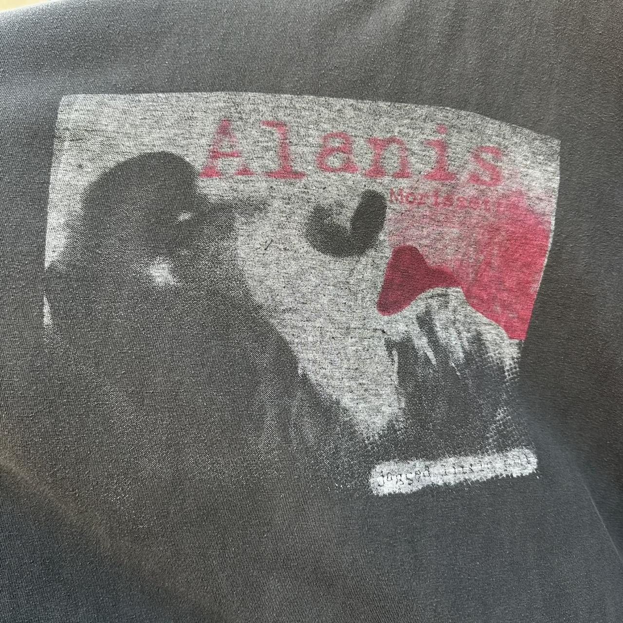 Vintage Vintage Alanis Morissette jagged little pill T-shirt Size US XL / EU 56 / 4 - 3 Thumbnail