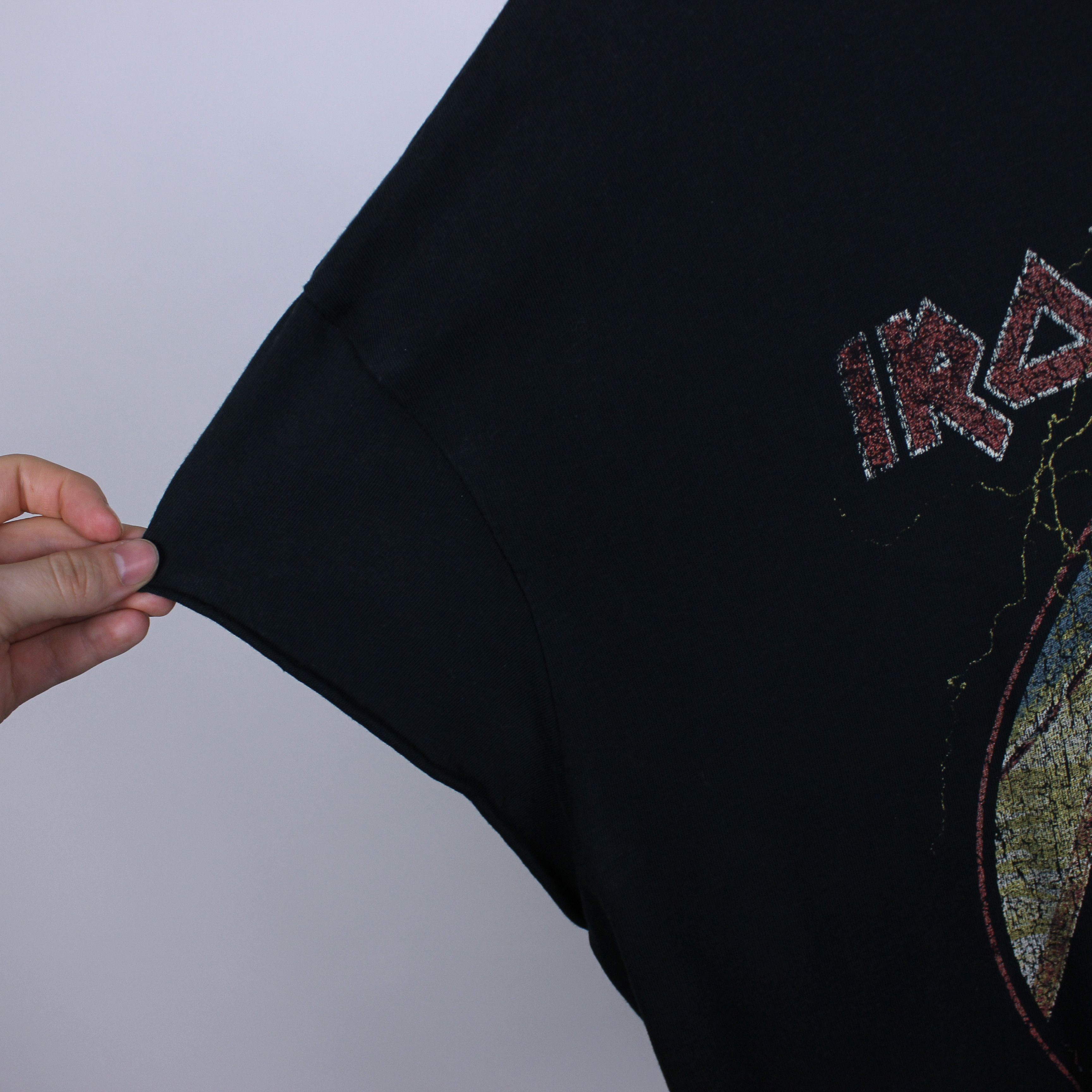 Band Tees × Vintage Ironmaiden t shirt Tee men rock band XL Size US XL / EU 56 / 4 - 7 Thumbnail