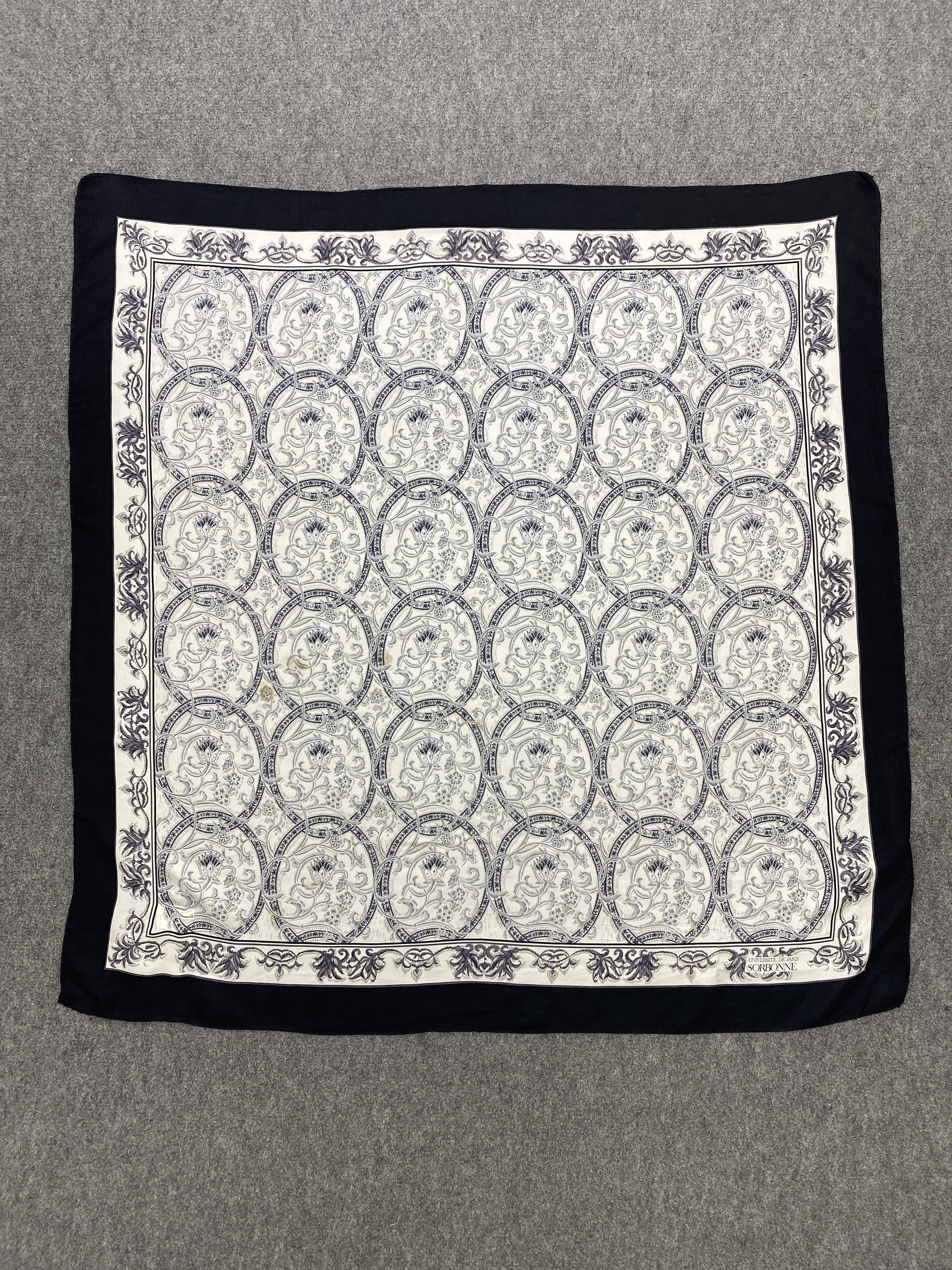 Vintage 70s Universite De Paris Sorbonne Silk Scarf SN0118 Size ONE SIZE - 2 Thumbnail
