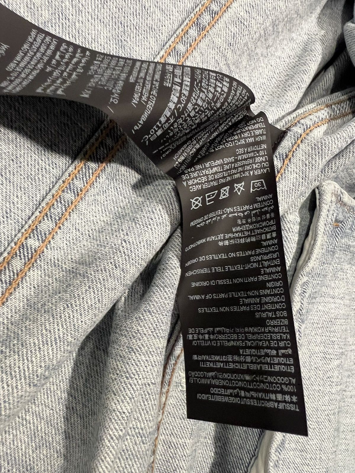 Saint Laurent Paris Saint Laurent men’s blue ripped denim jacket. 52/L Size US L / EU 52-54 / 3 - 12 Thumbnail