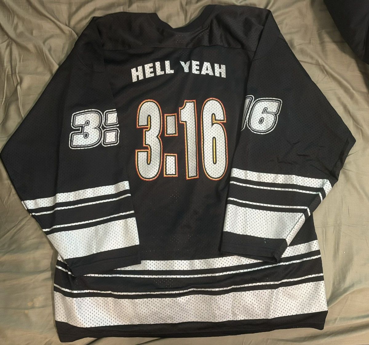 WWE Stone Cold Hockey Jersey Size US XL / EU 56 / 4 - 2 Thumbnail