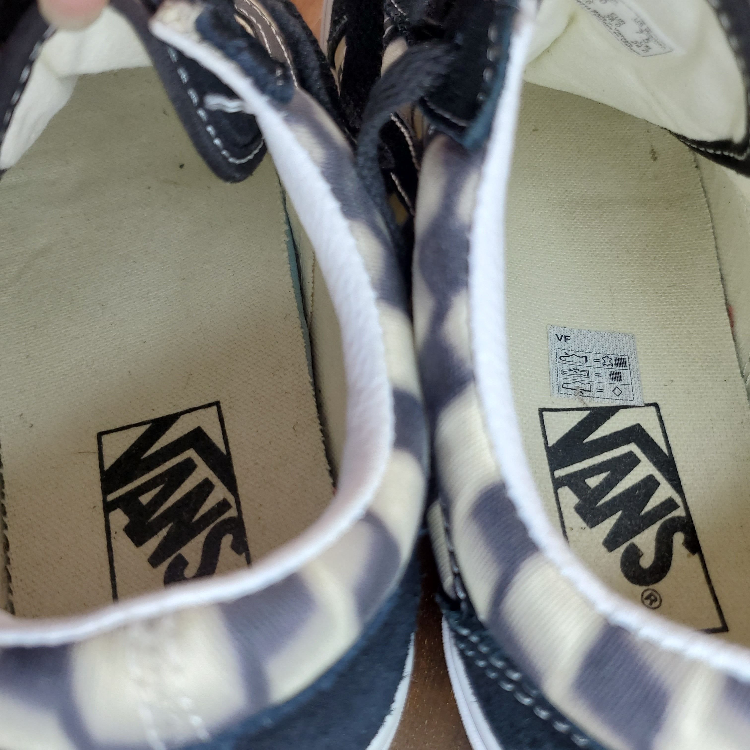 Vans Vans W7.5/M6 Sneakers Checkerboard Black Suede Skateboard Size US 7.5 / IT 37.5 - 9 Thumbnail