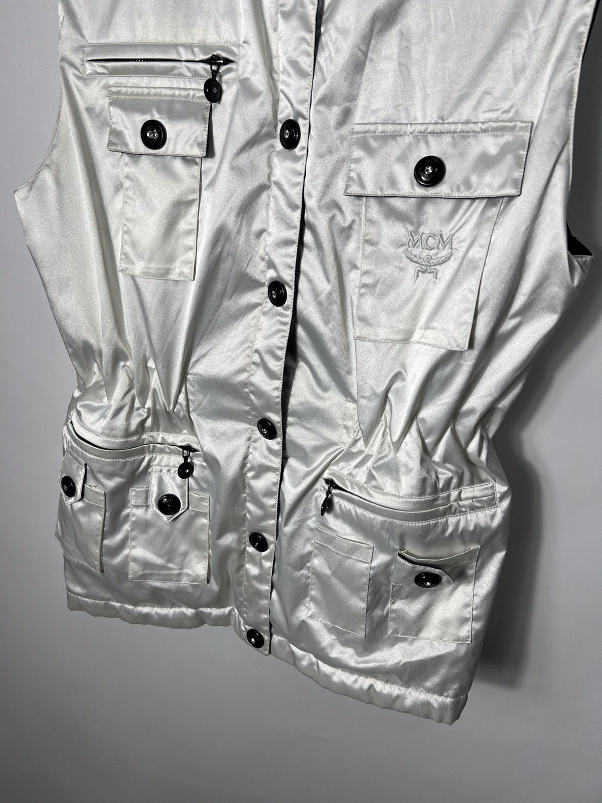 MCM Vintage streetwear luxury MCM Women’s Vest Size M / US 6-8 / IT 42-44 - 3 Thumbnail