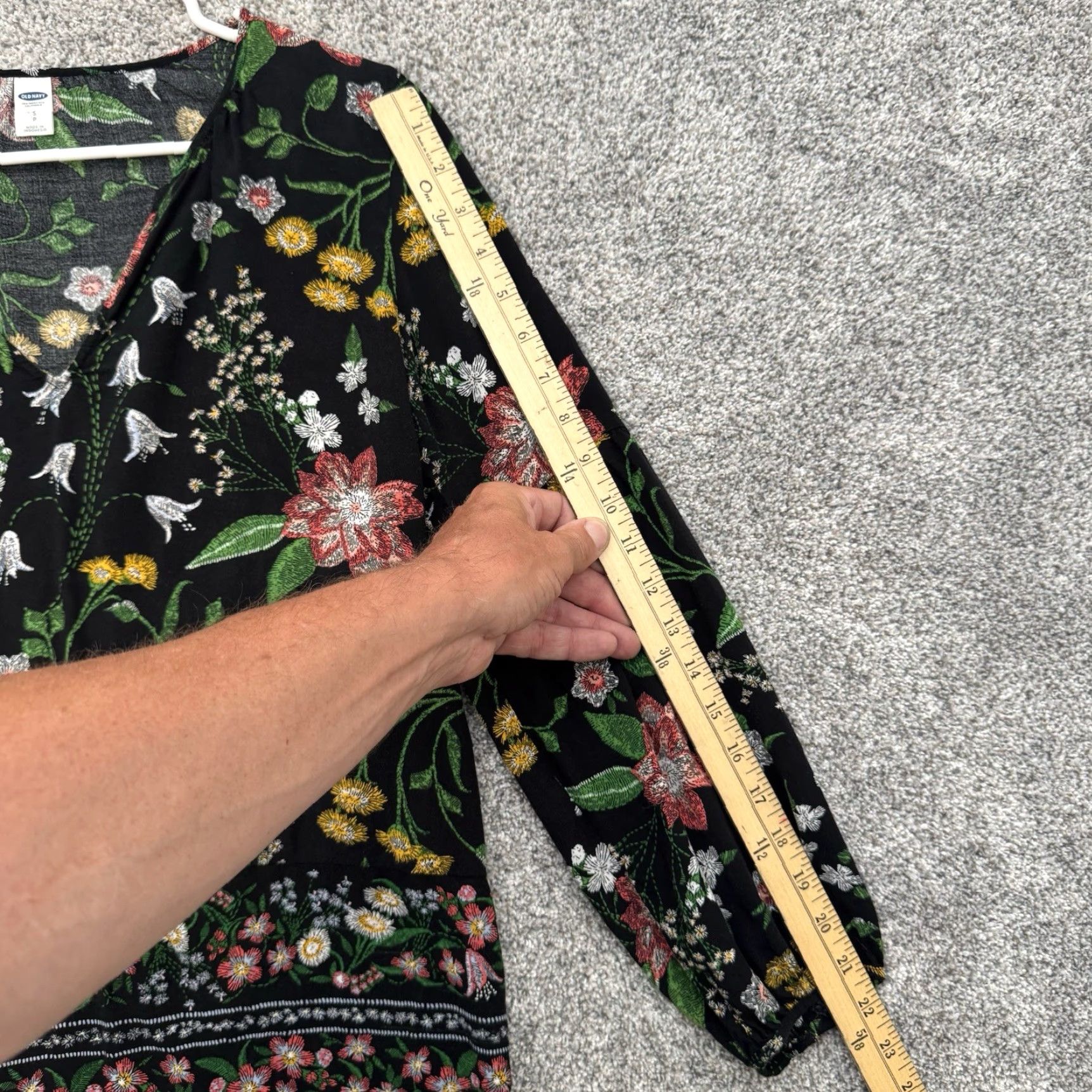 Old Navy Old Navy Blouse Shirt Womens S Black Rayon Boho Peasant Floral Long Sleeve Lightweight Spring Summer Festival Size S / US 4 / IT 40 - 3 Thumbnail
