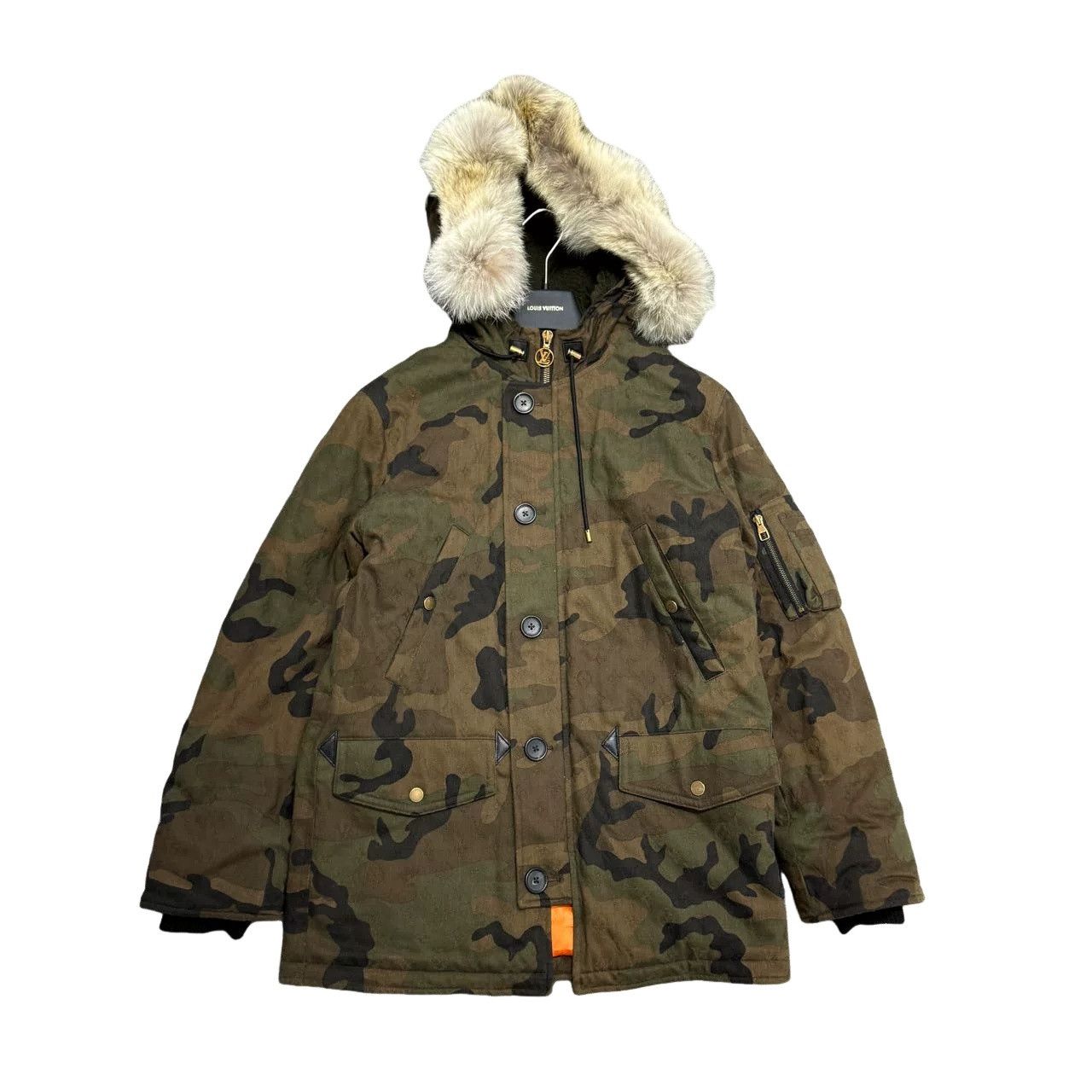 Louis Vuitton Louis Vuitton x Supreme Camouflage Parka Size M Size US M / EU 48-50 / 2 - 1 Thumbnail