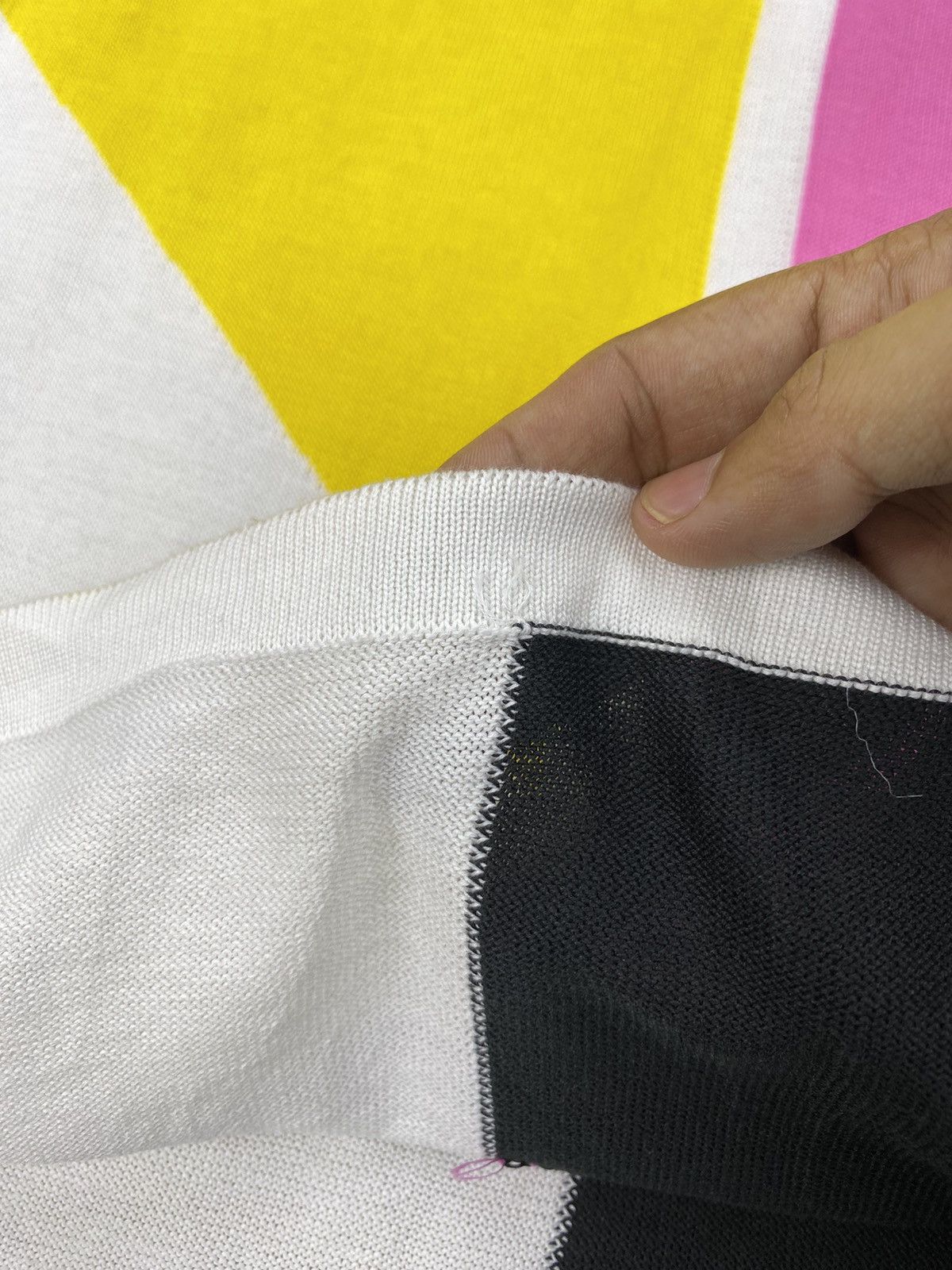 Christian Dior Monsieur × Dior Vintage CHRISTIAN DIOR Parallelograms Geometric Knit Shirt Size M / US 6-8 / IT 42-44 - 13 Thumbnail