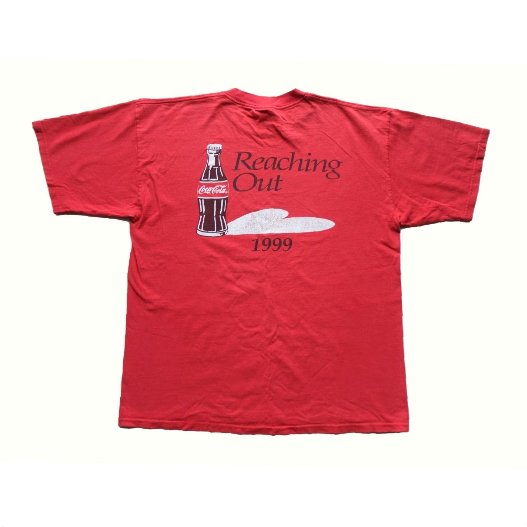 Vintage VINTAGE COCA COLA GILDAN 90s REACHING OUT HEART LOVE T SHIRT Men XL Red Crew Neck Short Sleeve 1999 Size US XL / EU 56 / 4 - 5 Thumbnail