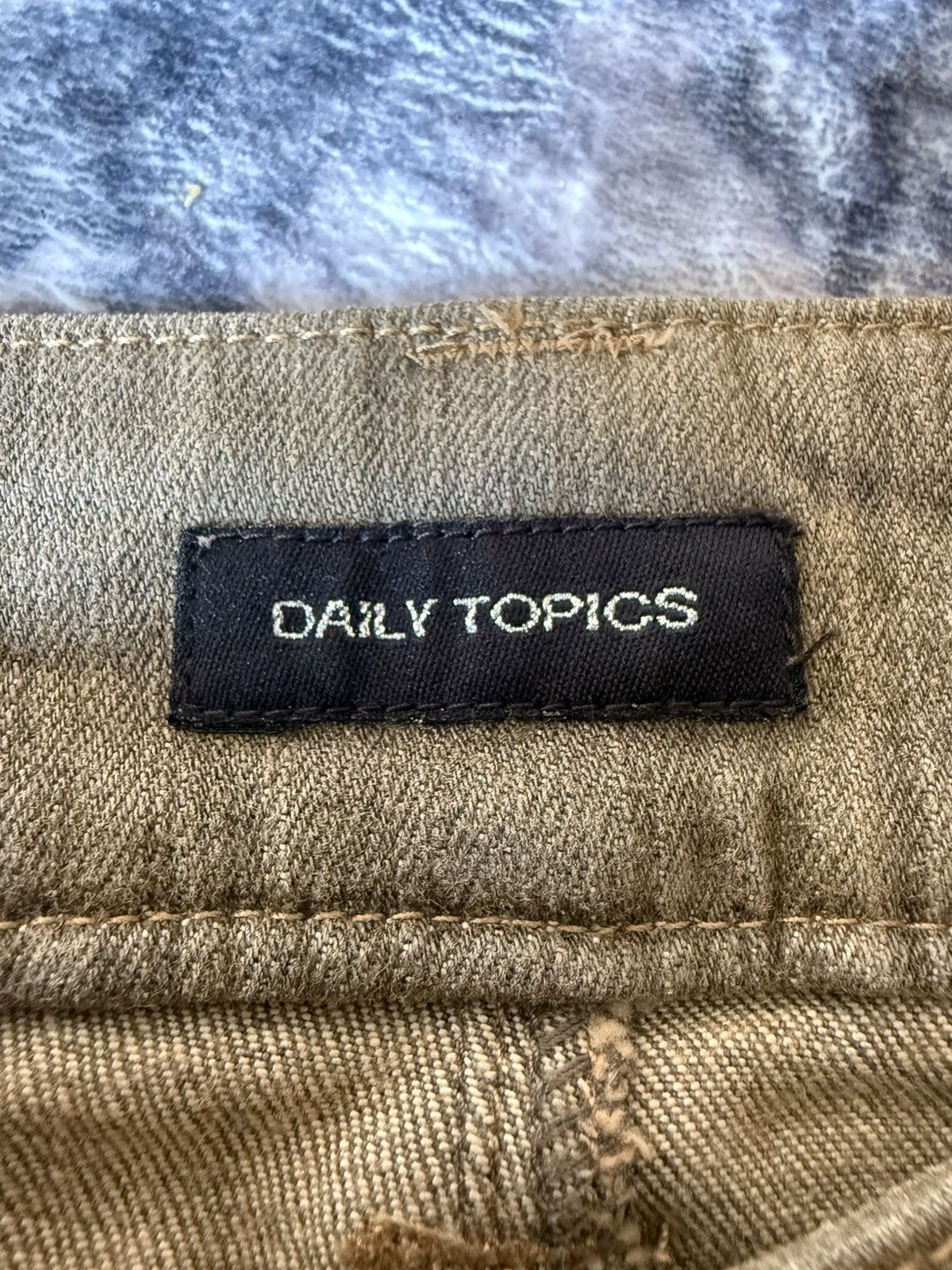 Japanese Brand Daily Topics Smokey Mud Gray Wash Flared Cargo Denim Pants Size US 28 / EU 44 - 18 Thumbnail