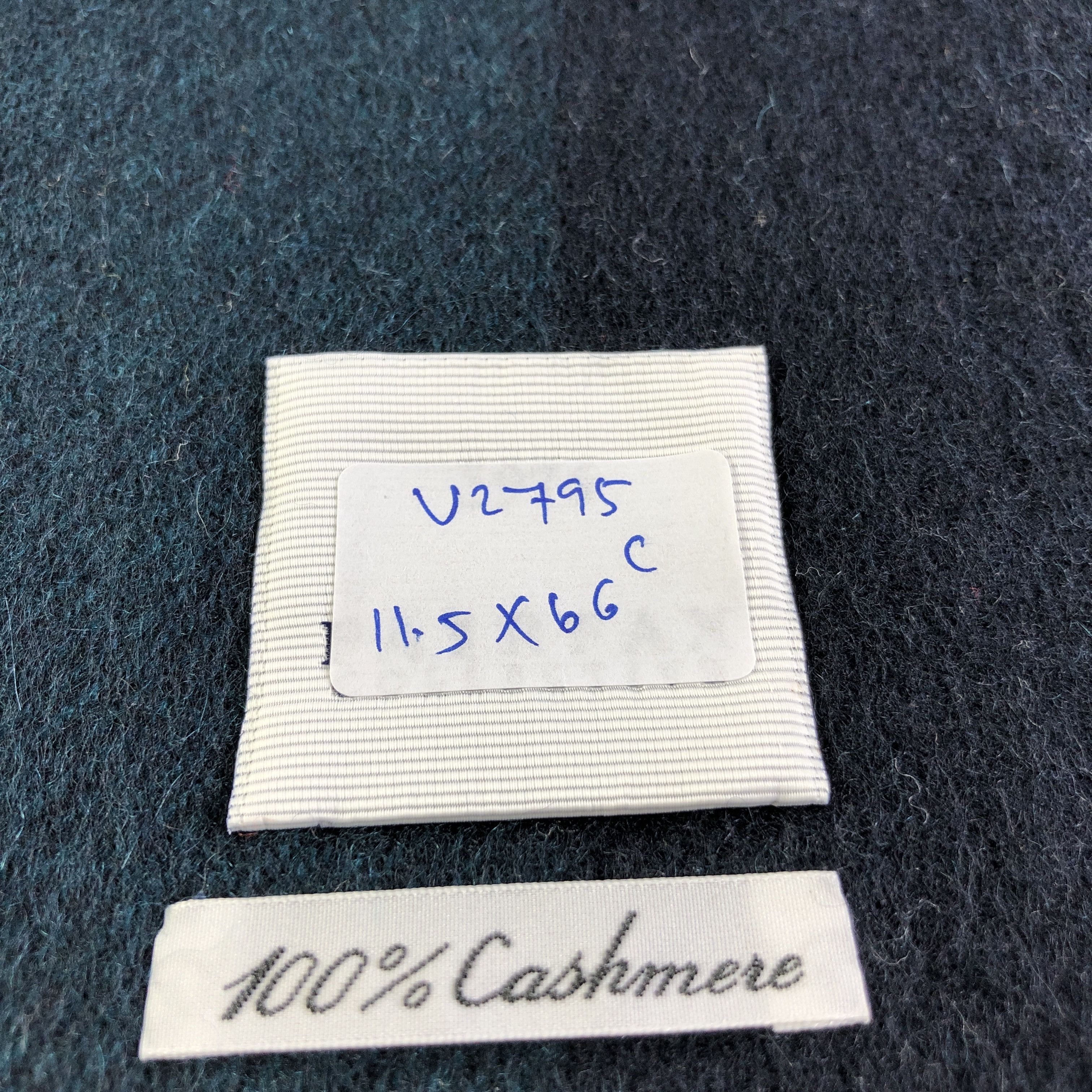 424 Fairfax Cashmere Scarf Muffler Neckwear V2795 Size ONE SIZE - 7 Thumbnail