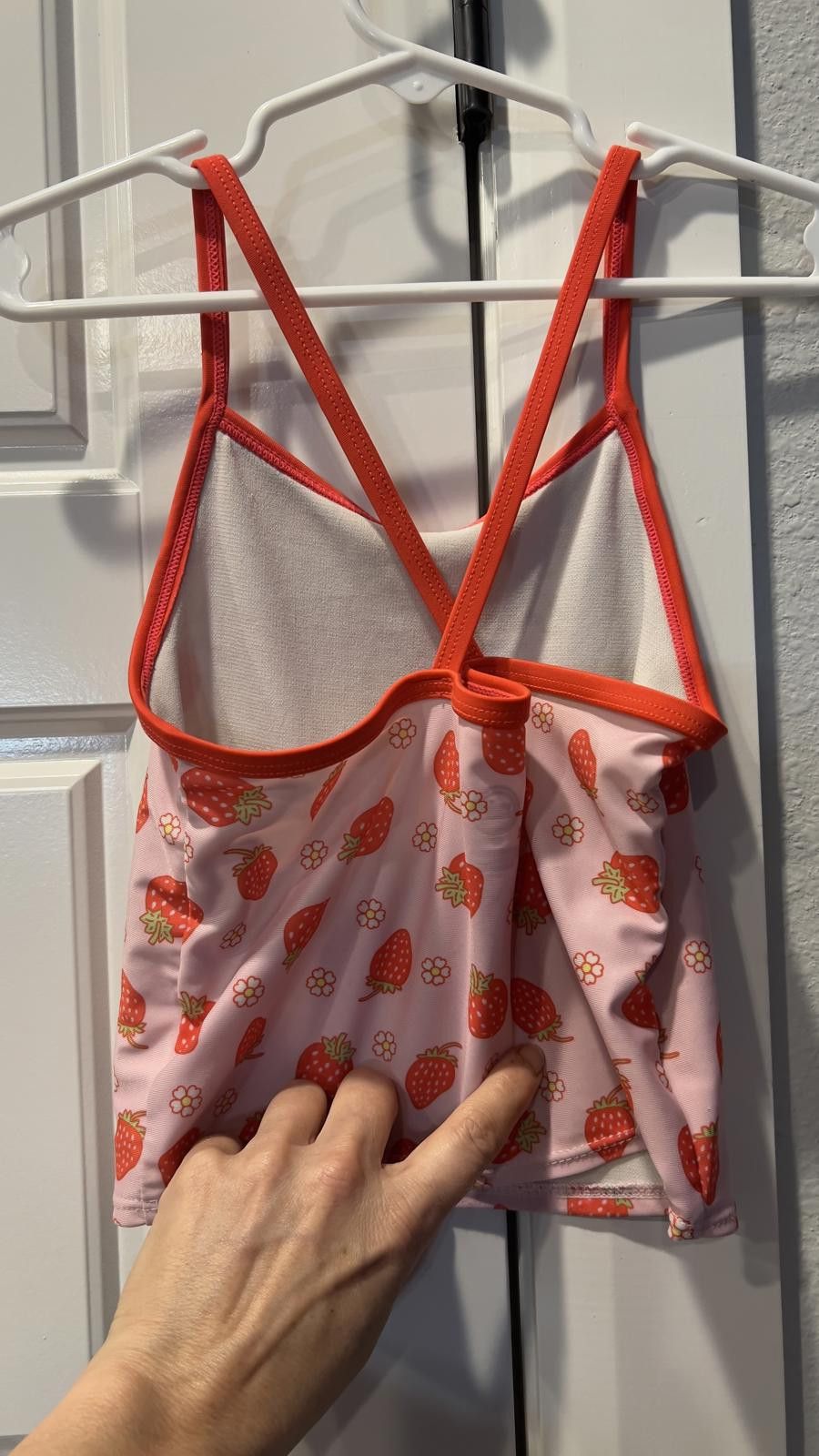 Other Wonder Nation Strawberry Print Camisole Top 5T Size ONE SIZE - 2 Thumbnail