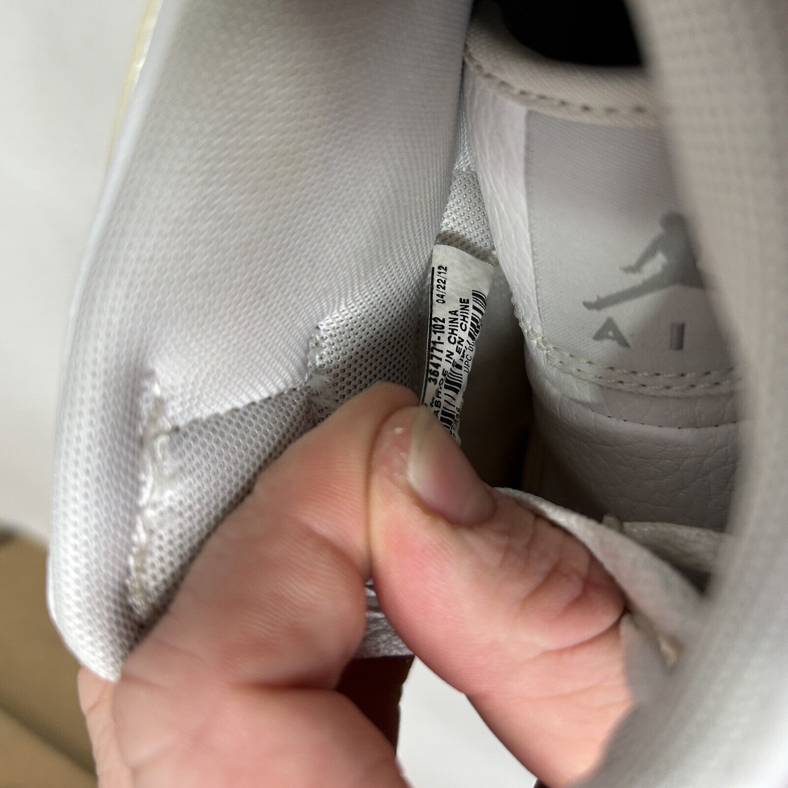 Nike Nike Shoes Air Jordan 1 Phat GS “White Carbon Fiber” 2024 Size US 7.5 / IT 37.5 - 9 Thumbnail