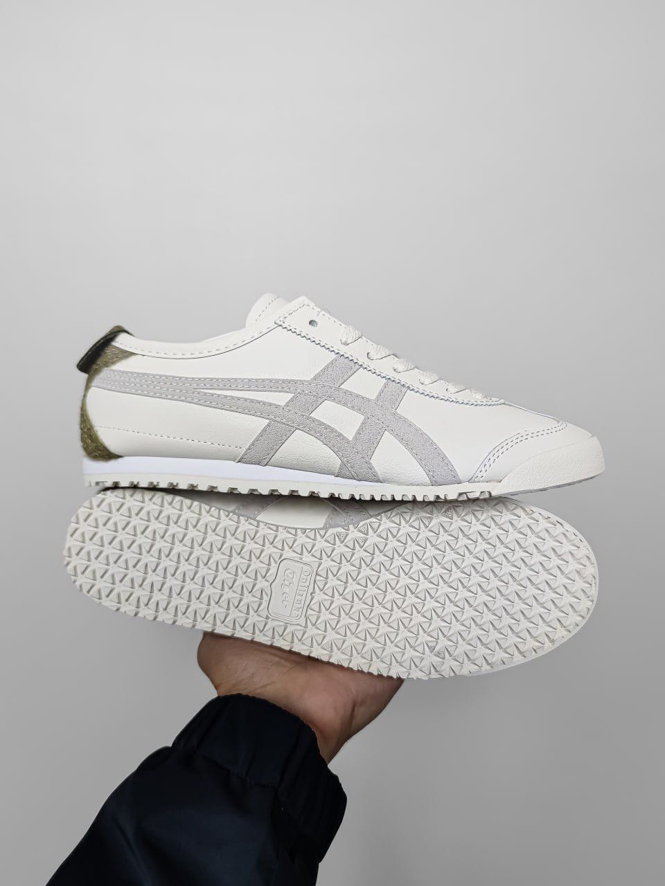 Asics × Onitsuka Tiger × Vintage Vintage Asics Onitsuka Tiger White Shoes 66 Kill Bill Size US 9 / EU 42 - 17 Thumbnail