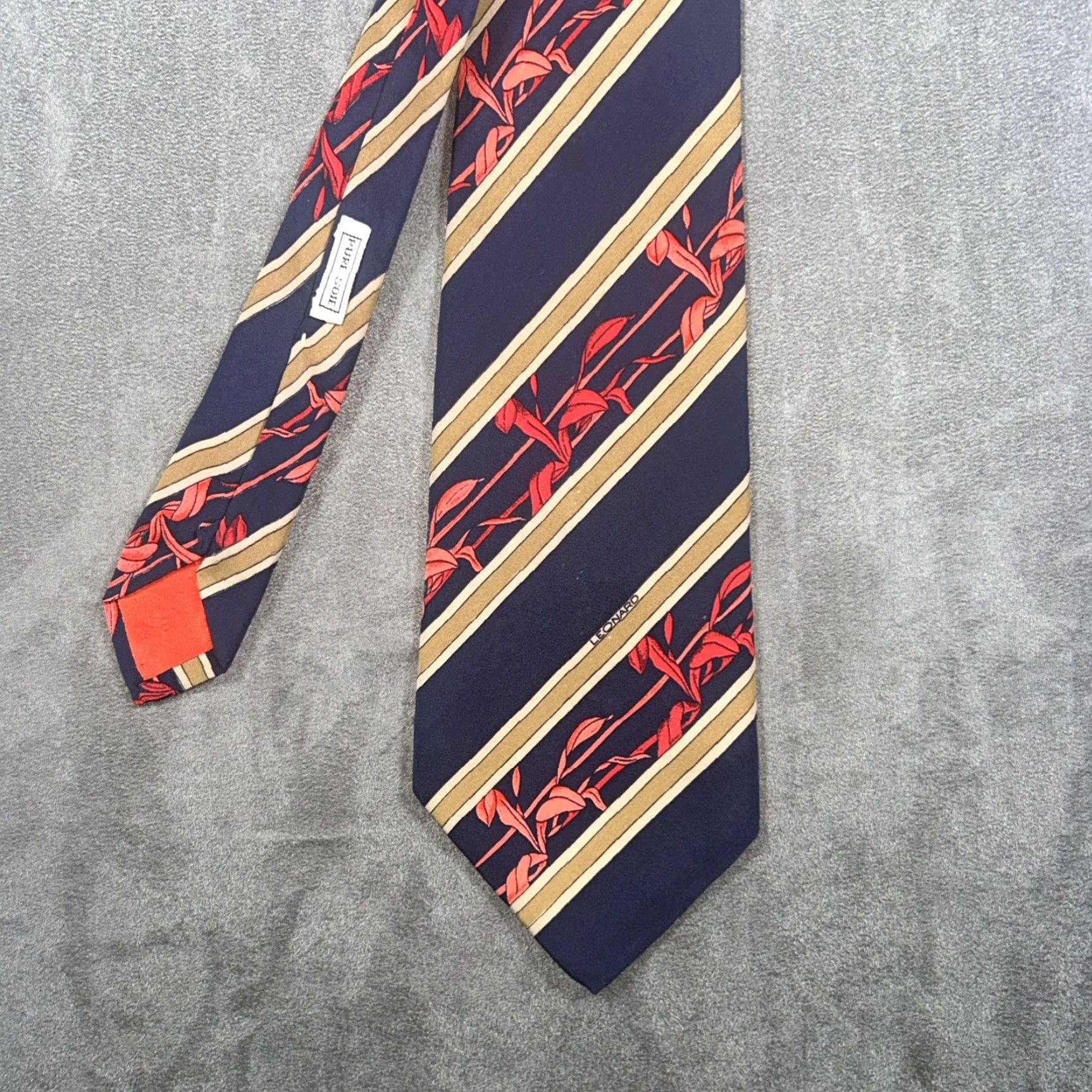 Vintage Leonard Paris Tie 100% Silk Blue Red Floral Neck Tie Italy Men's Classic 57"-60" Size ONE SIZE - 4 Thumbnail
