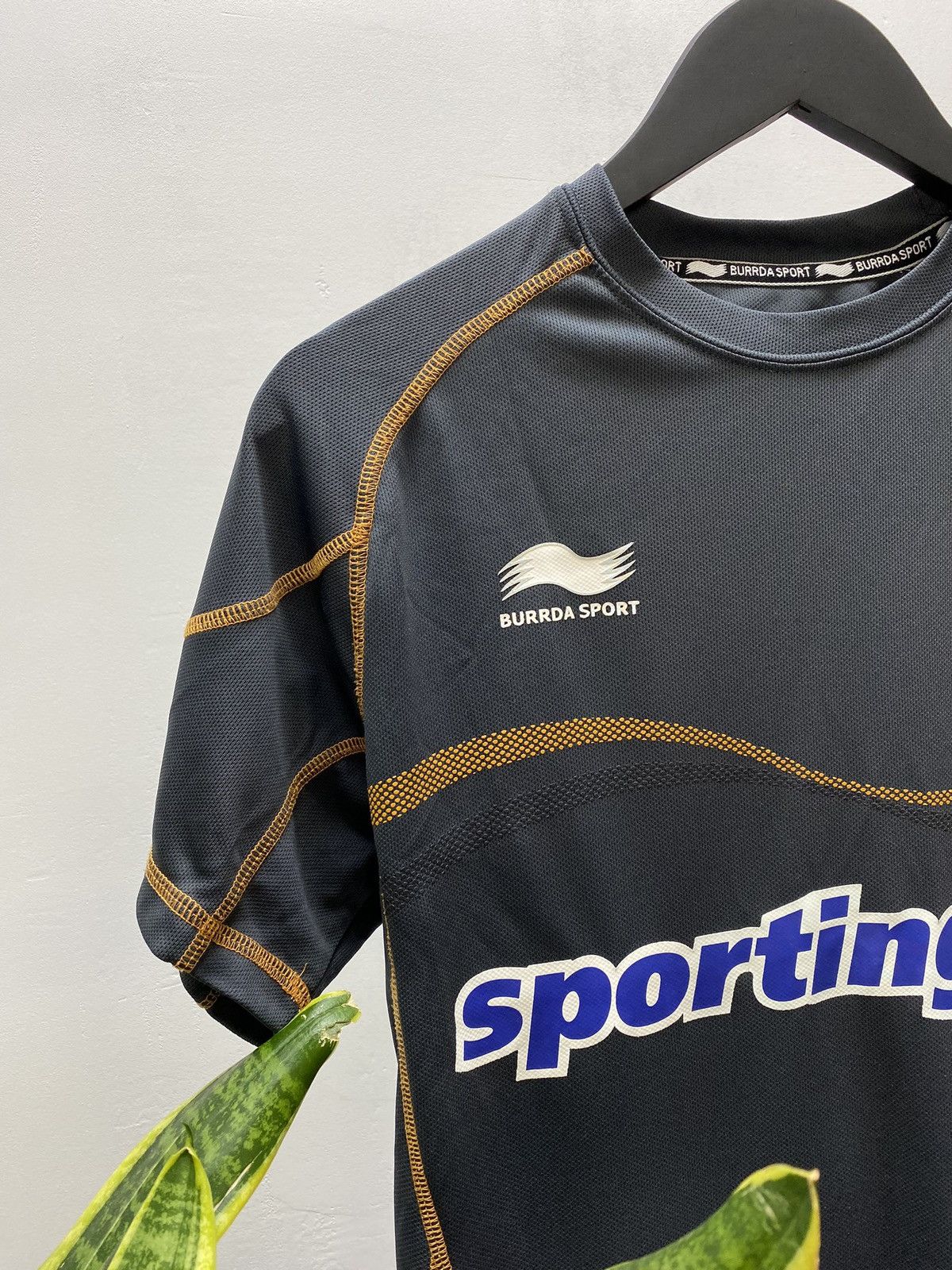 Vintage Wolverhampton 2011/12 Burrda Soccer Jersey Football Training Size US M / EU 48-50 / 2 - 6 Thumbnail