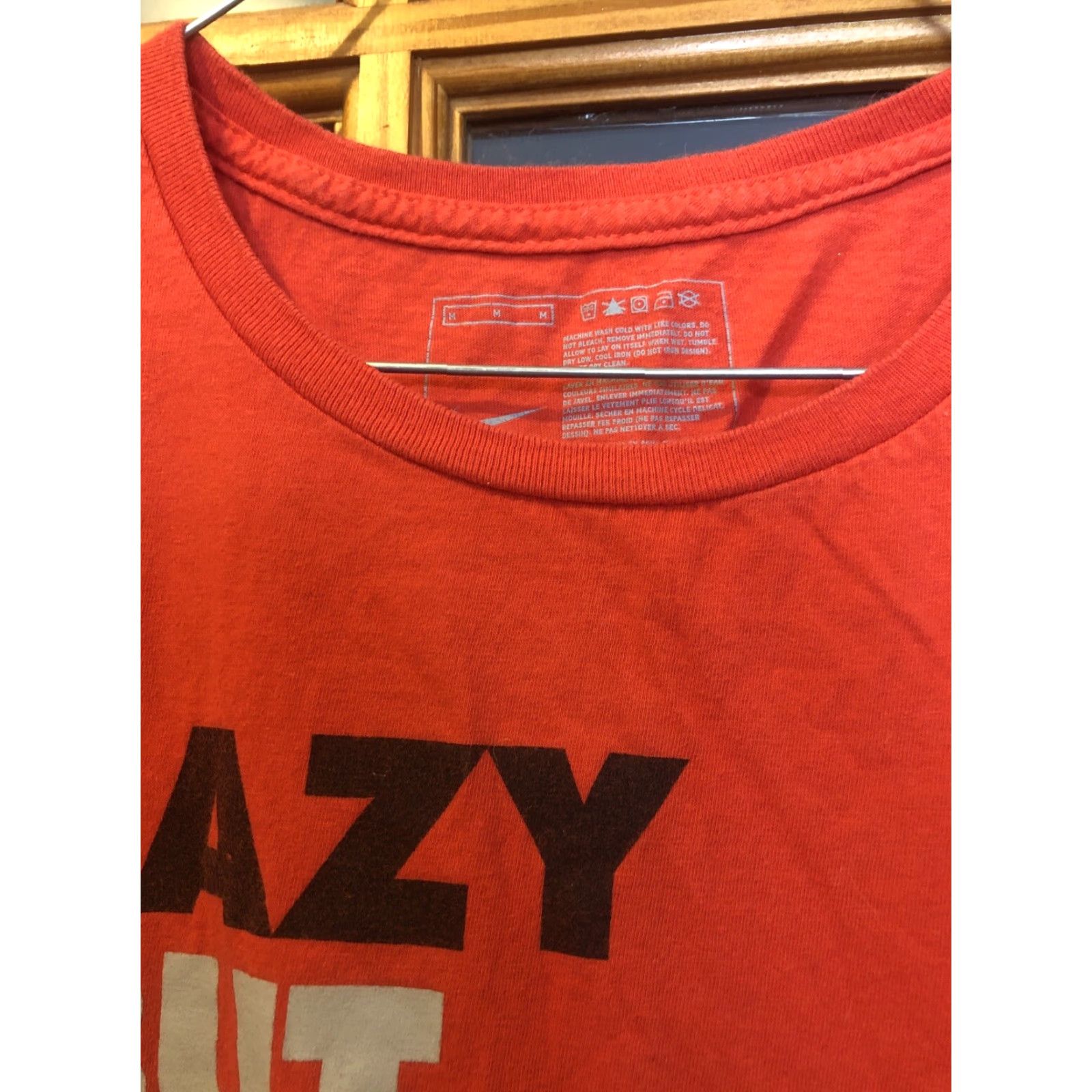 Nike Nike T Shirt Women’s M Red Short Sleeve Logo Tee (Casual) Size M / US 6-8 / IT 42-44 - 3 Thumbnail