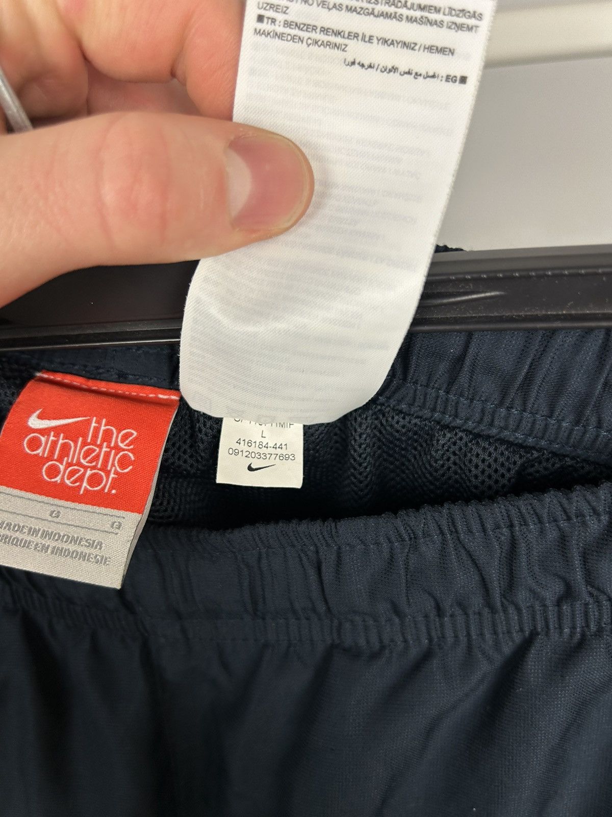 Nike × Vintage Nike Nylon Baggy Swoosh Logo Overisize y2k Pants Joggers Size US 34 / EU 50 - 12 Thumbnail