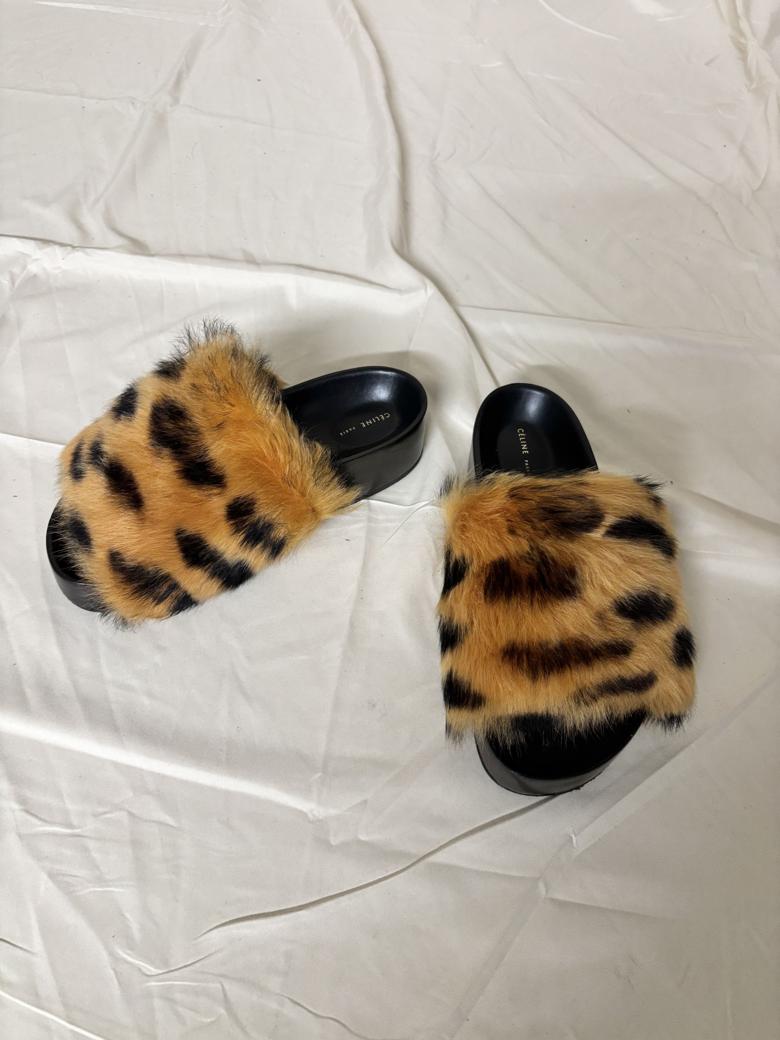 Celine Celine furry slides by Phoebe Philo - NIB sz 37 Size US 7 / IT 37 - 3 Thumbnail