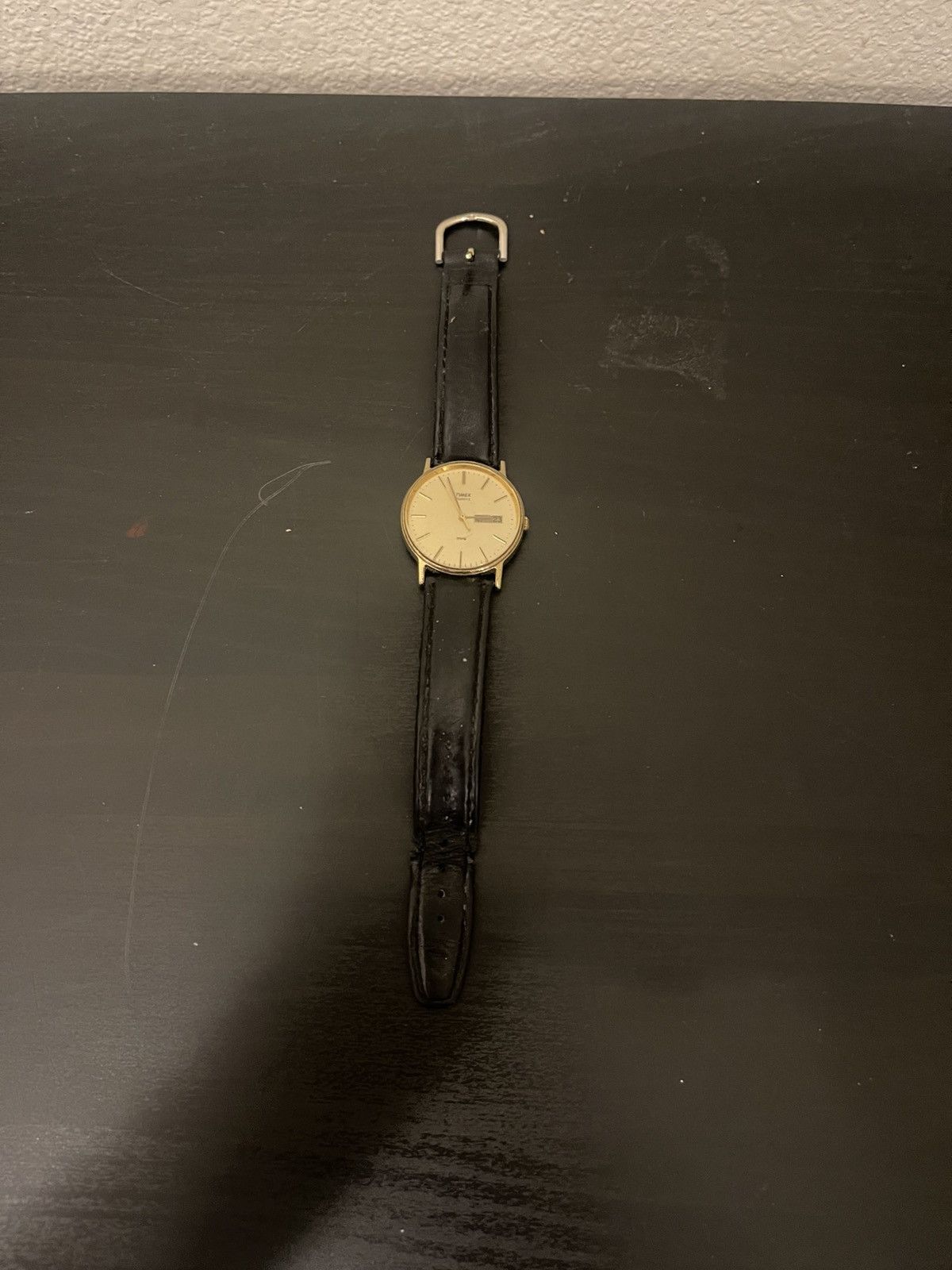 Timex Vintage Timex Watch Mens 32mm Gold Tone Day Date Size 32 - 2 Thumbnail