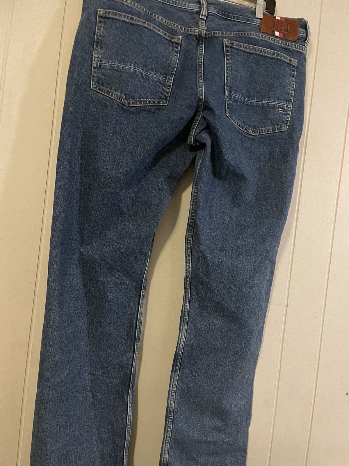 Tommy Hilfiger Tommy Hilfiger Mercer Jeans Dark Wash Straight Leg 38/34 Size US 38 / EU 54 - 8 Thumbnail
