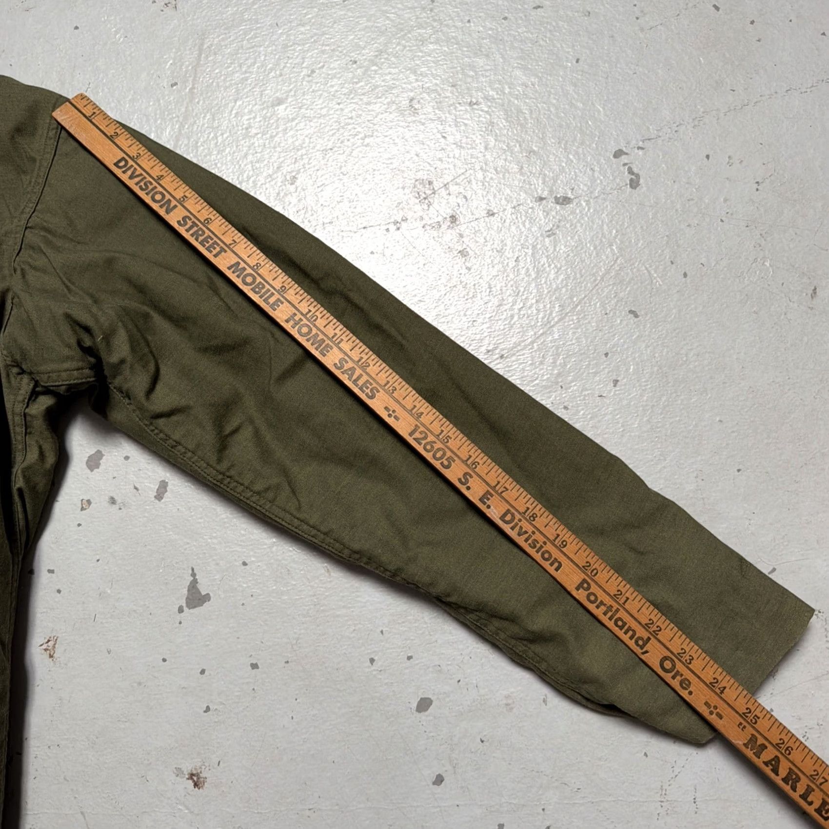 Vintage VINTAGE Centre Mfg. US Military A-2 USN Deck Jacket Lined Jacket S Unworn? Green US NAVY Americana 90s Combat Military Jacket Mens Womens Boys Girls Size US S / EU 44-46 / 1 - 7 Thumbnail