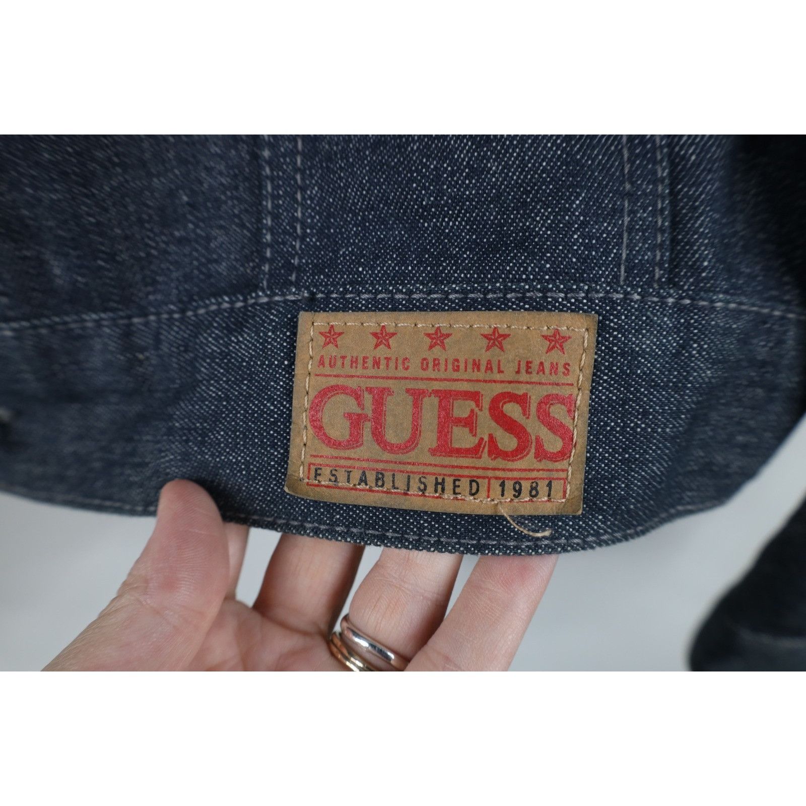 Guess Vintage 90s Guess Faded Spell Out Denim Jean Trucker Jacket Size US L / EU 52-54 / 3 - 4 Thumbnail