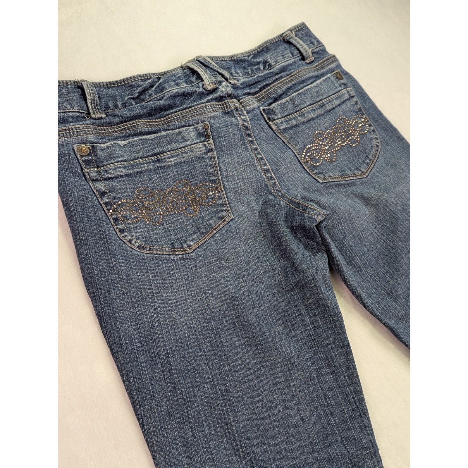 Aeropostale Aeropostale Y2K Hailey Skinny Flare Rhinestone Jeans Size 11 Size 34" / US 12 / IT 48 - 8 Thumbnail