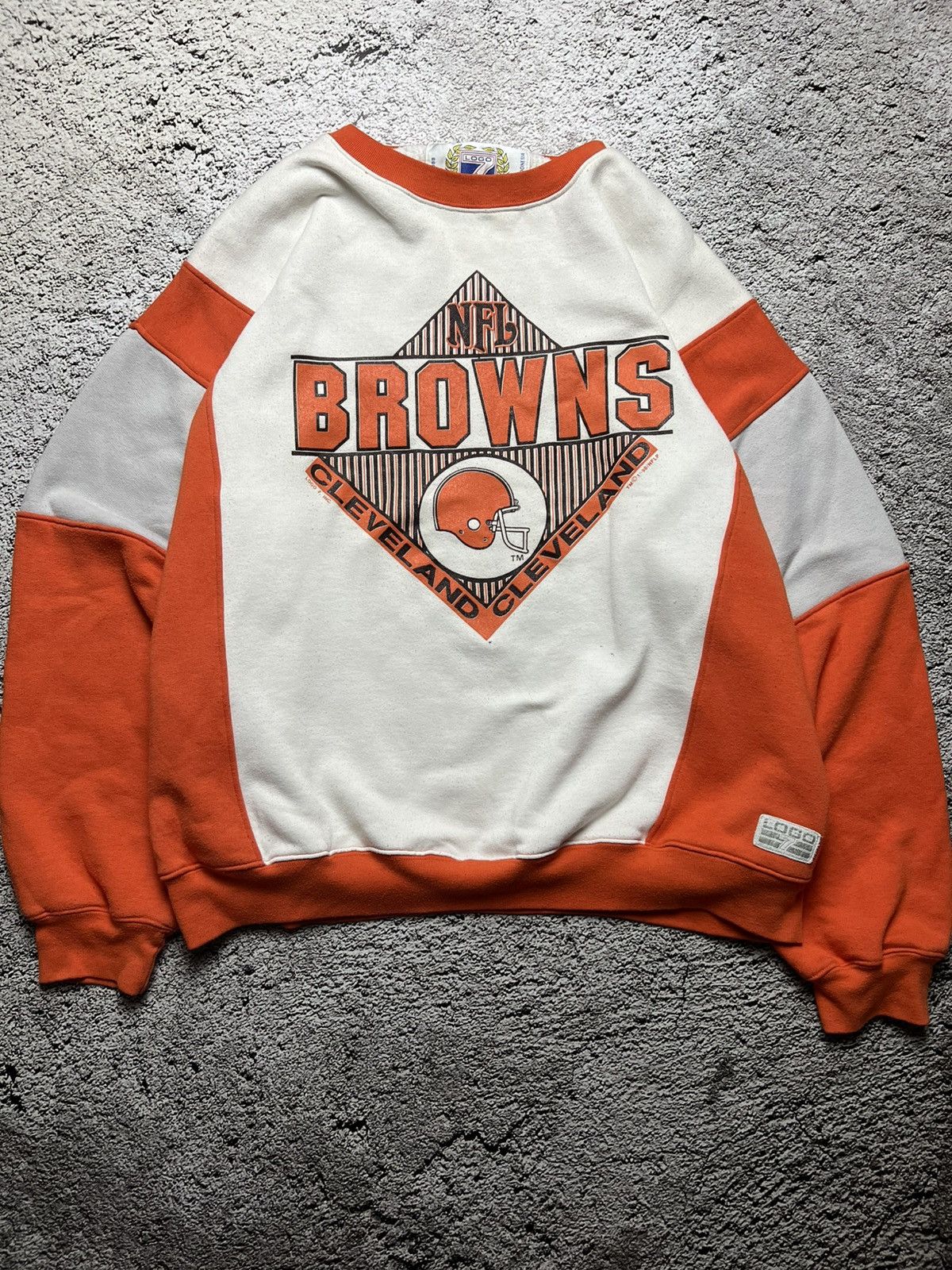Logo 7 1990 Cleveland Browns NFL Logo 7 athletic sweatshirt Size US XL / EU 56 / 4 - 1 Thumbnail