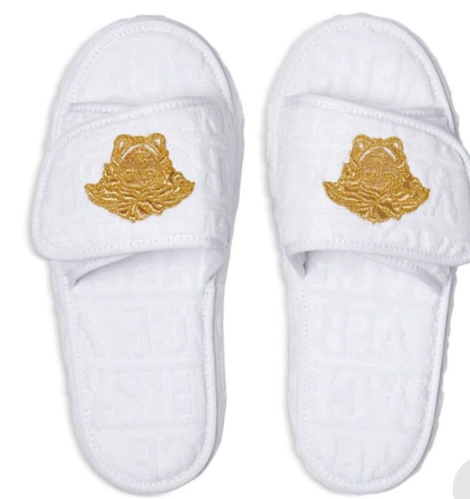 Versace VERSACE MEDUSA EMBROIDERED SLIPPERS Size US 10 / EU 43 - 5 Thumbnail