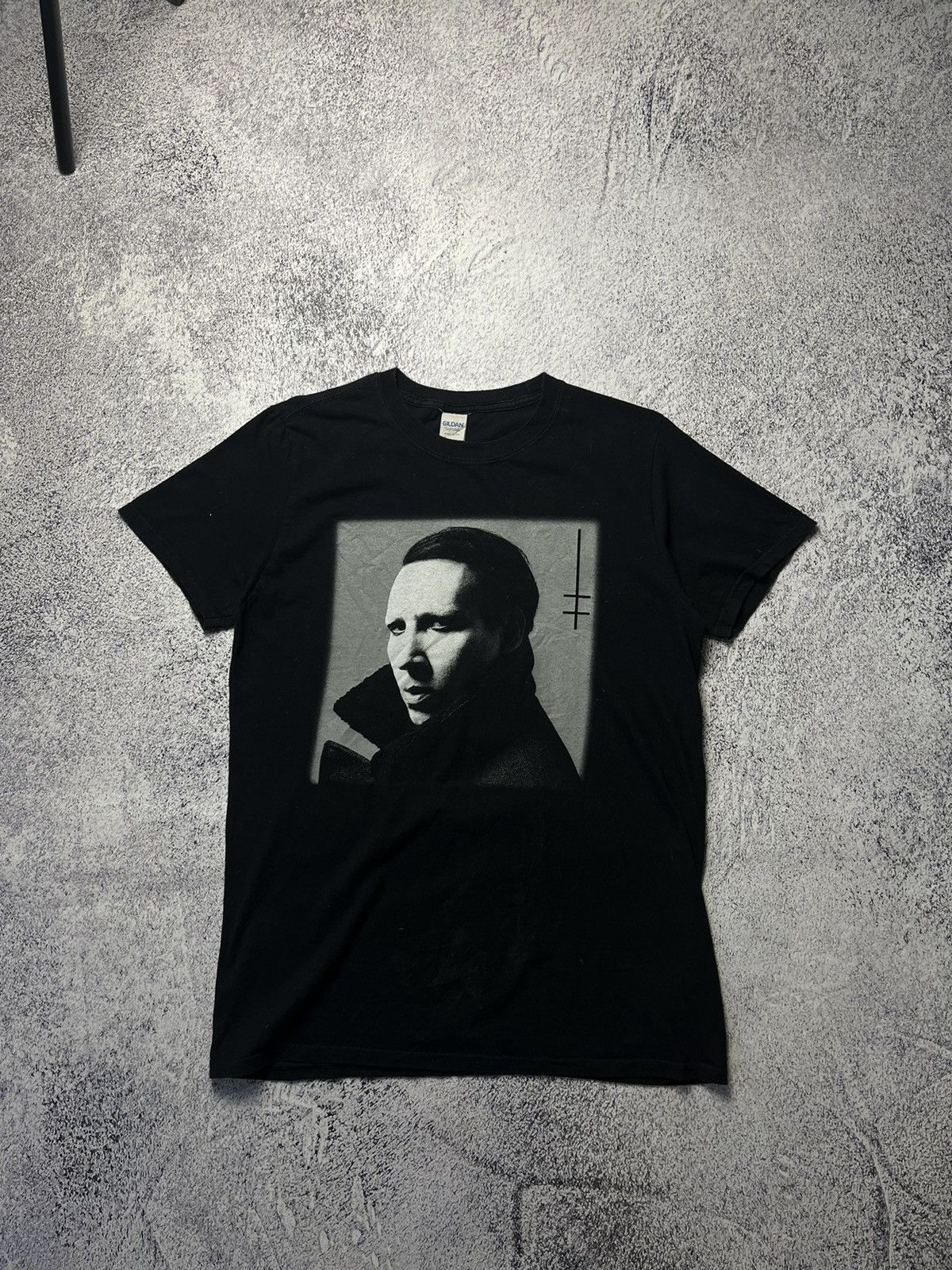 Band Tees Marilyn Manson Heaven Upside Down 2017 Tour T Shirt Size US M / EU 48-50 / 2 - 1 Thumbnail