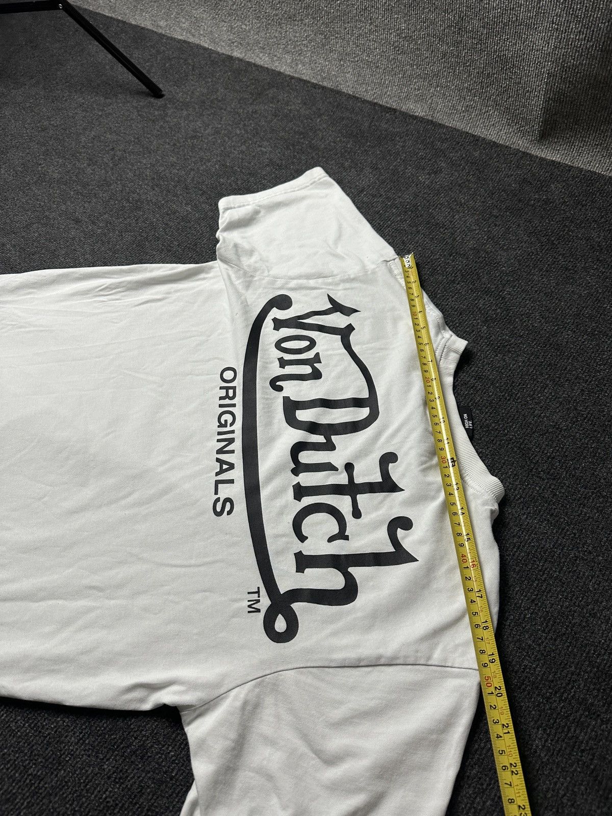 Von Dutch 🚨Y2K VON DUTCH BIG LOGO SUNFADED Y2K distressed style tee Size US S / EU 44-46 / 1 - 18 Thumbnail