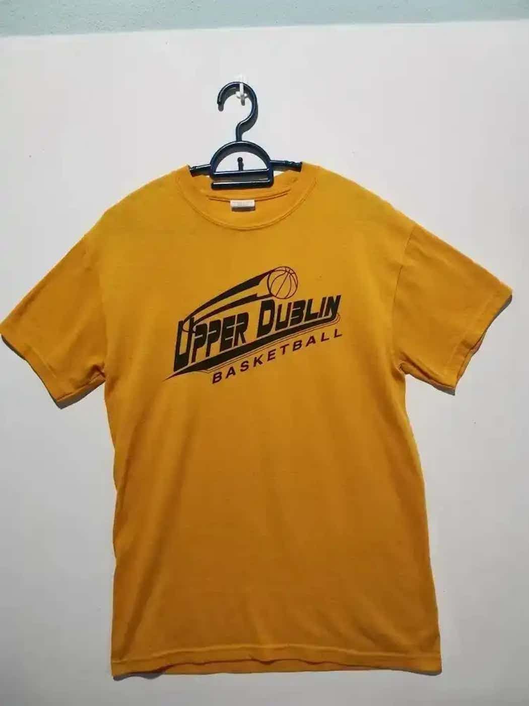 Gildan Vintage Upper Dublin Basketball T-shirt Size US S / EU 44-46 / 1 - 1 Thumbnail