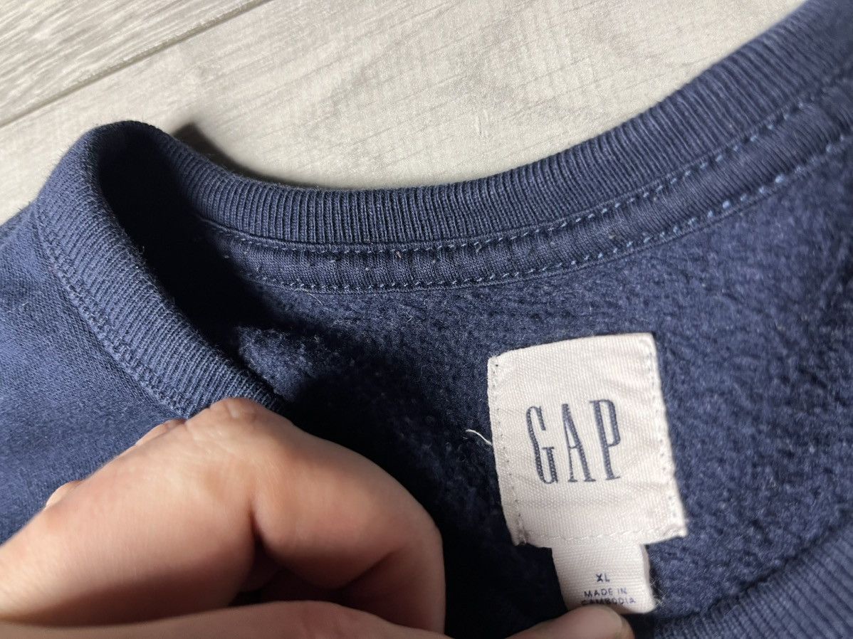 Gap Gap sweatshirt embroidered logo yeezy size XLarge Size US XL / EU 56 / 4 - 4 Thumbnail