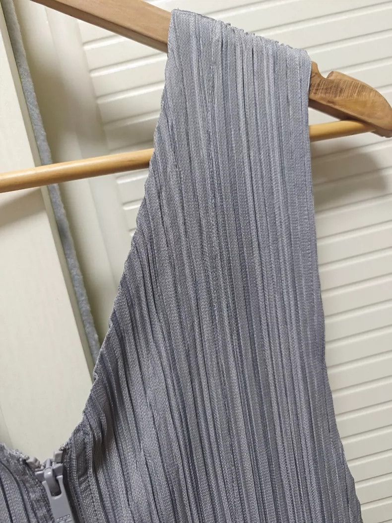 Issey Miyake Issey Miyake size:3 Light grey puff pants Size 42" / US 20 - 3 Thumbnail