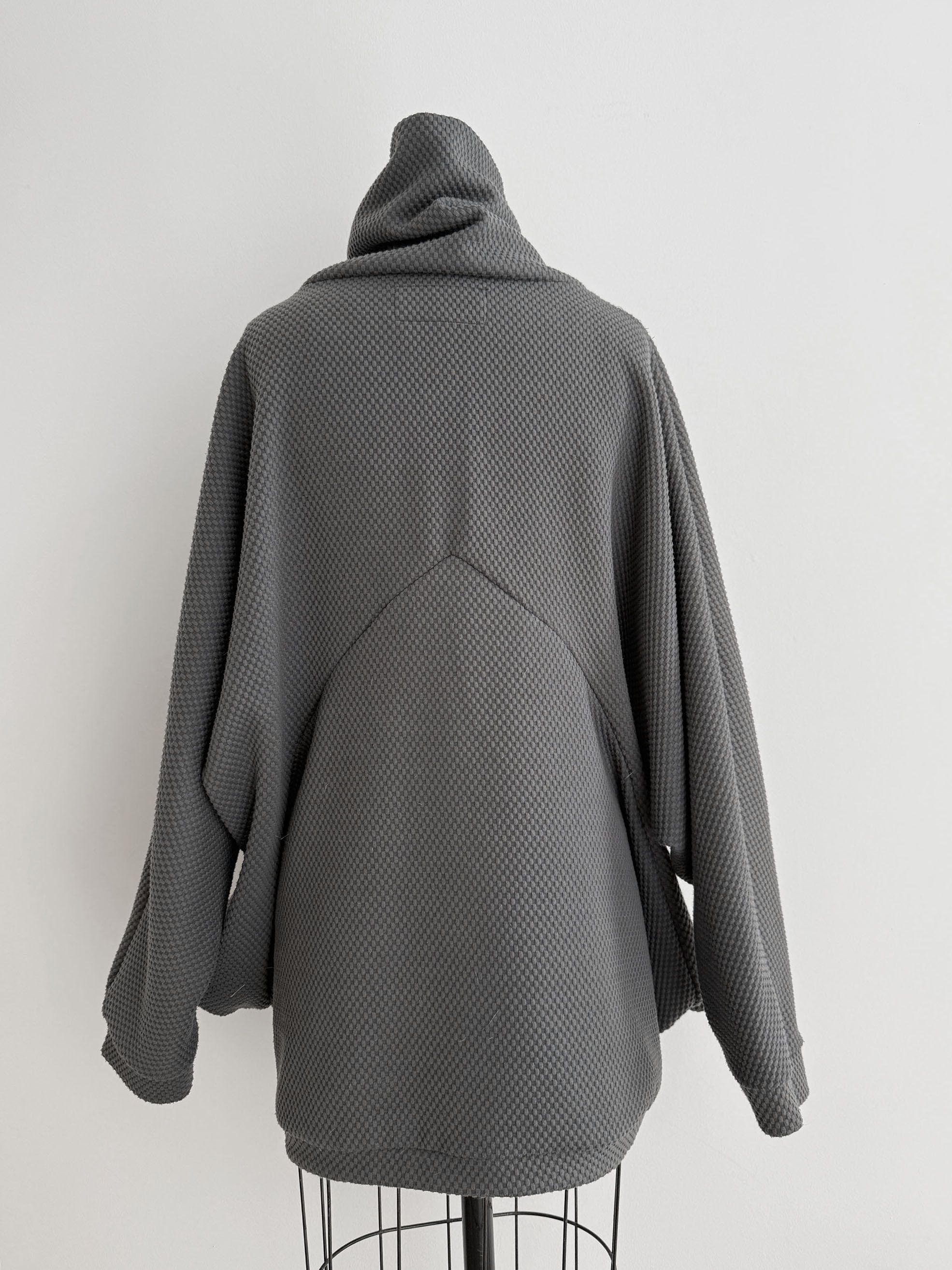 Henrik Vibskov Henrik Vibskov Oversized geometry Top Size US M / EU 48-50 / 2 - 5 Thumbnail