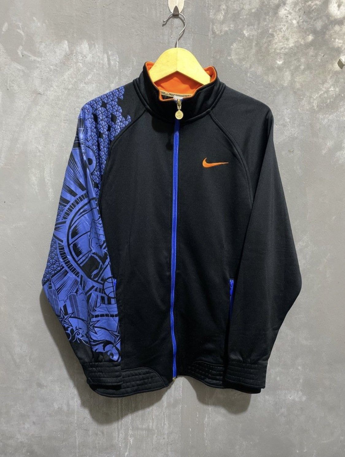 Nike Tracktop nike basketball Size US M / EU 48-50 / 2 - 1 Thumbnail