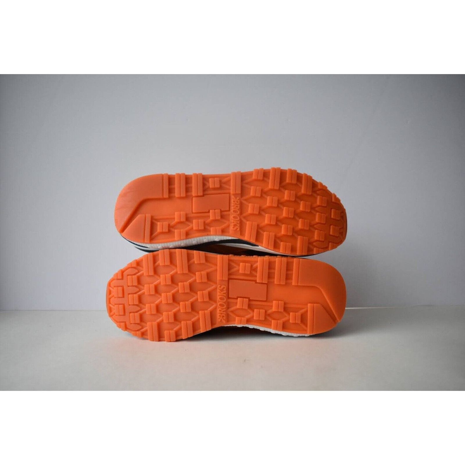 Brooks Brooks Heritage Beast 1 Size 7.5 Anwar Carrots Runaway 2016 Size US 7.5 / EU 40-41 - 6 Thumbnail