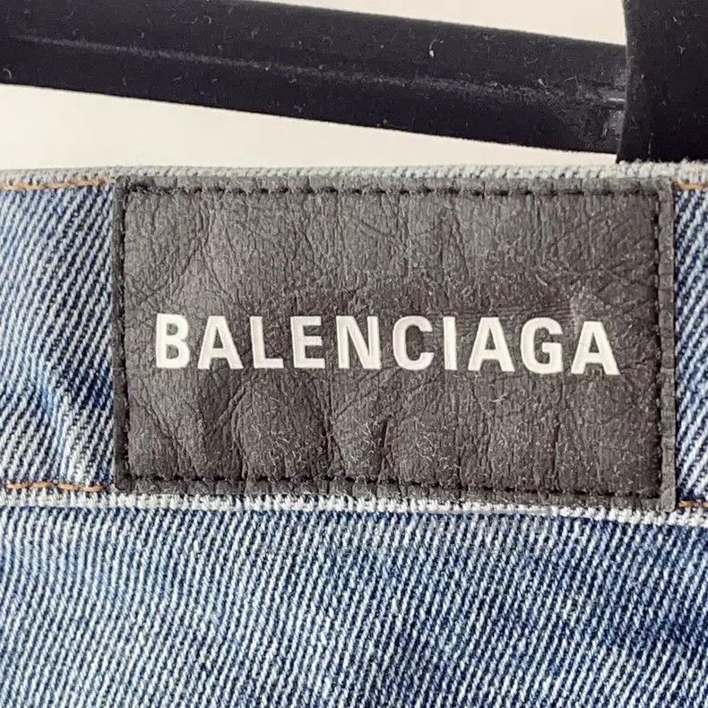 Balenciaga Balenciaga Cotton Straight-Leg Jeans Size US 30 / EU 46 - 3 Thumbnail