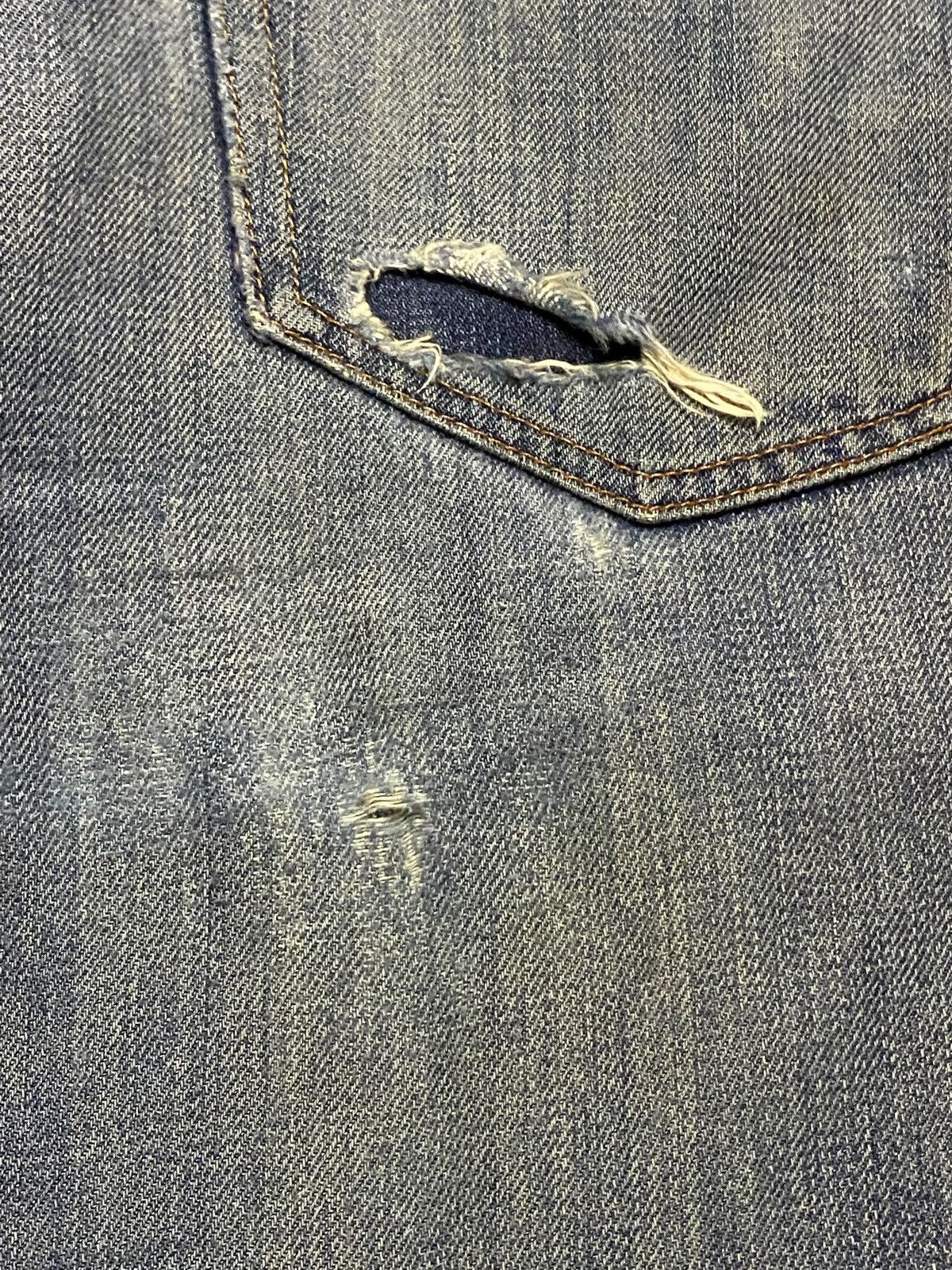 Japanese Brand Vintage Japanese Brand Uniqlo Selvedge Distressed Jeans Size US 34 / EU 50 - 14 Thumbnail