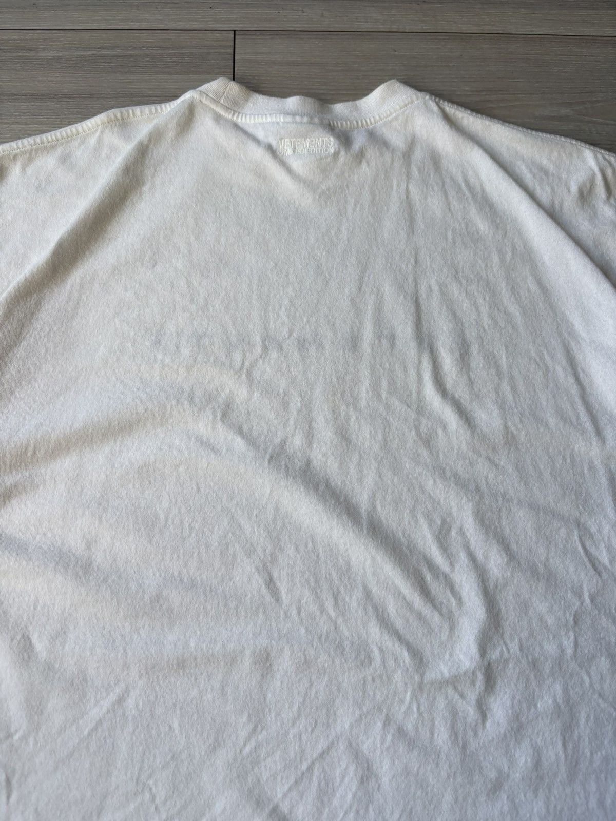 Vetements Vetements Friends Logo Embroidered White T - Shirt Size US XL / EU 56 / 4 - 7 Thumbnail