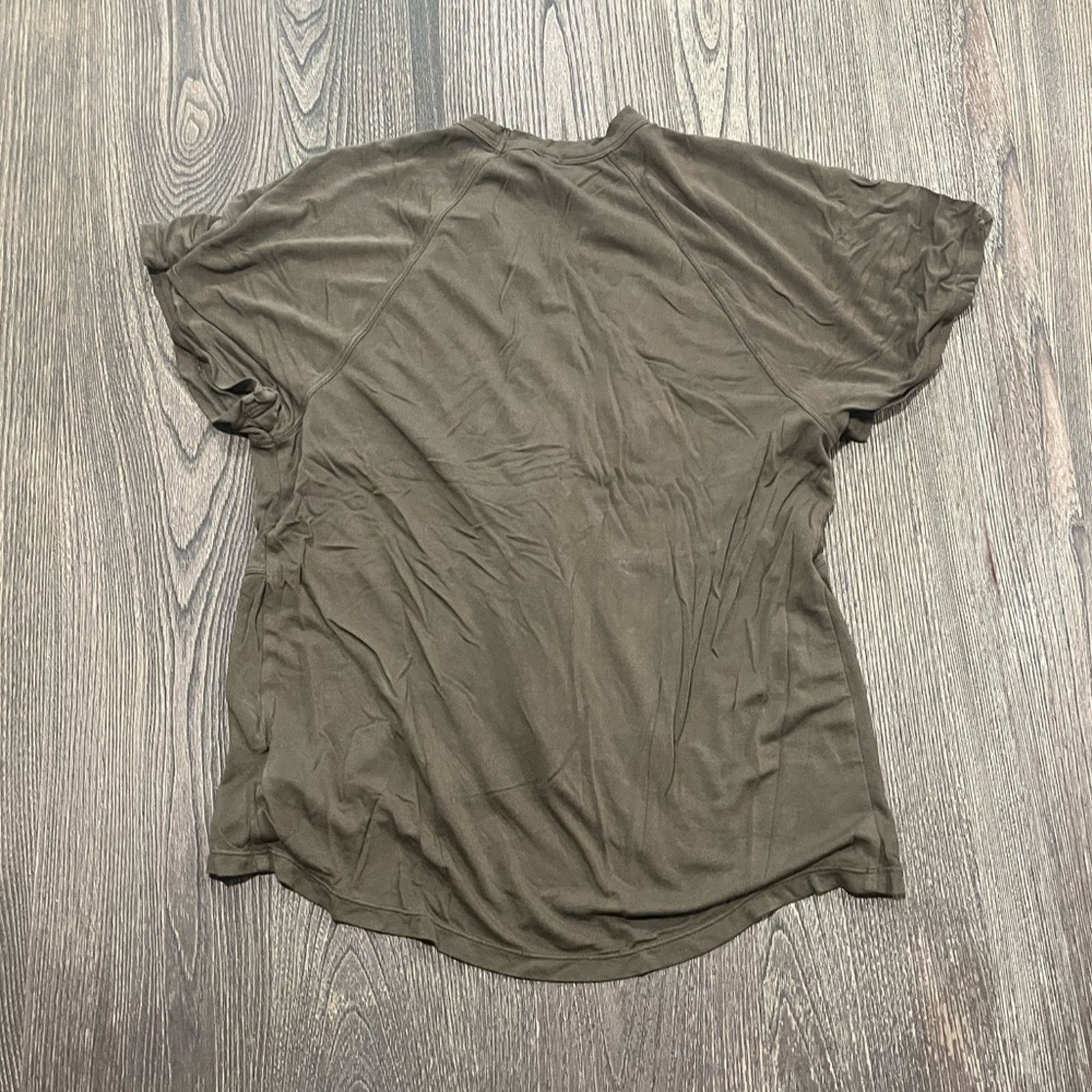 Free People Free People Just A Twist Blouse V-Neck Short Sleeve Size M Size M / US 6-8 / IT 42-44 - 5 Thumbnail