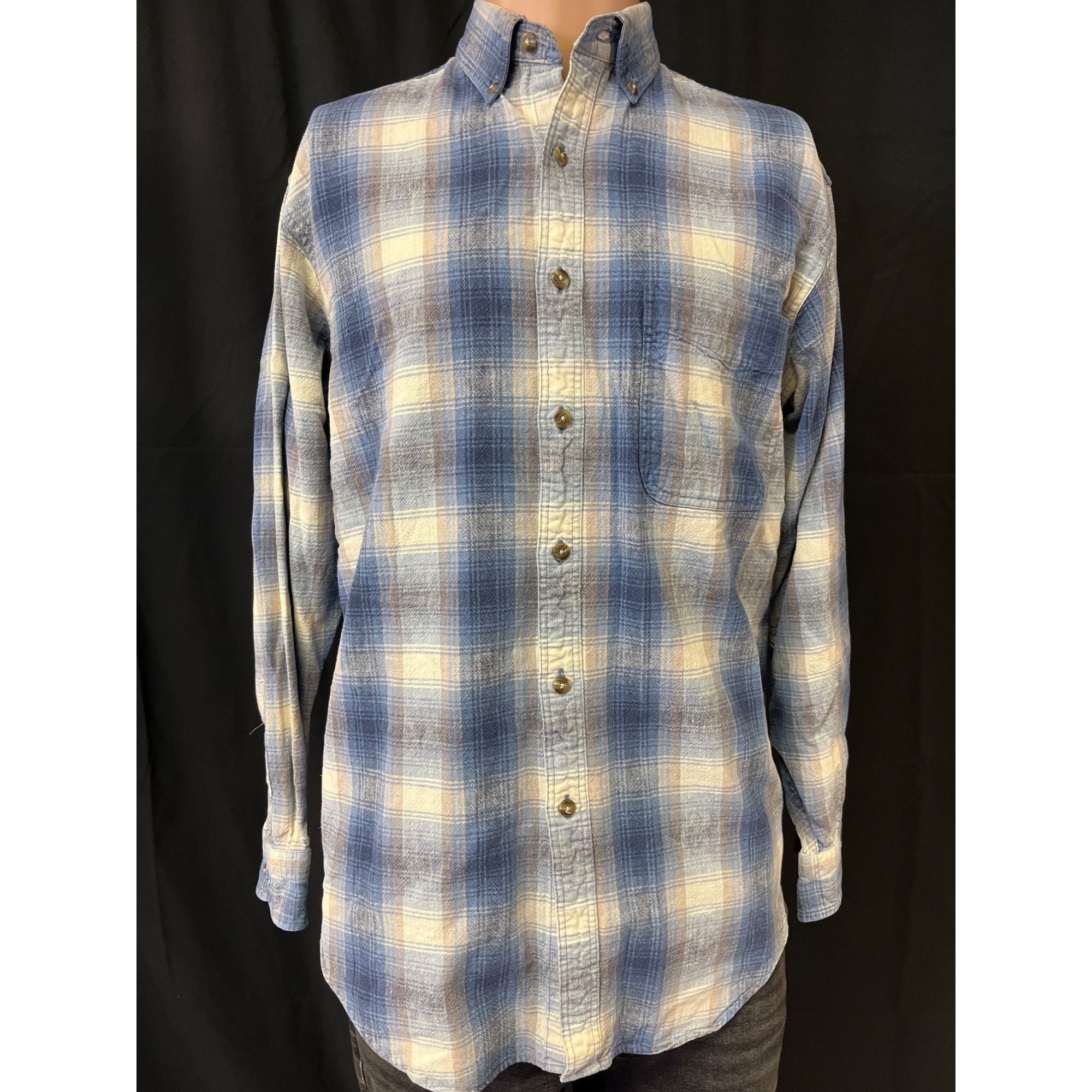 L.L. Bean L.L.Bean Men's Blue Plaid Shirt/Button Up Sz SM SKU 4476 Size US S / EU 44-46 / 1 - 1 Thumbnail