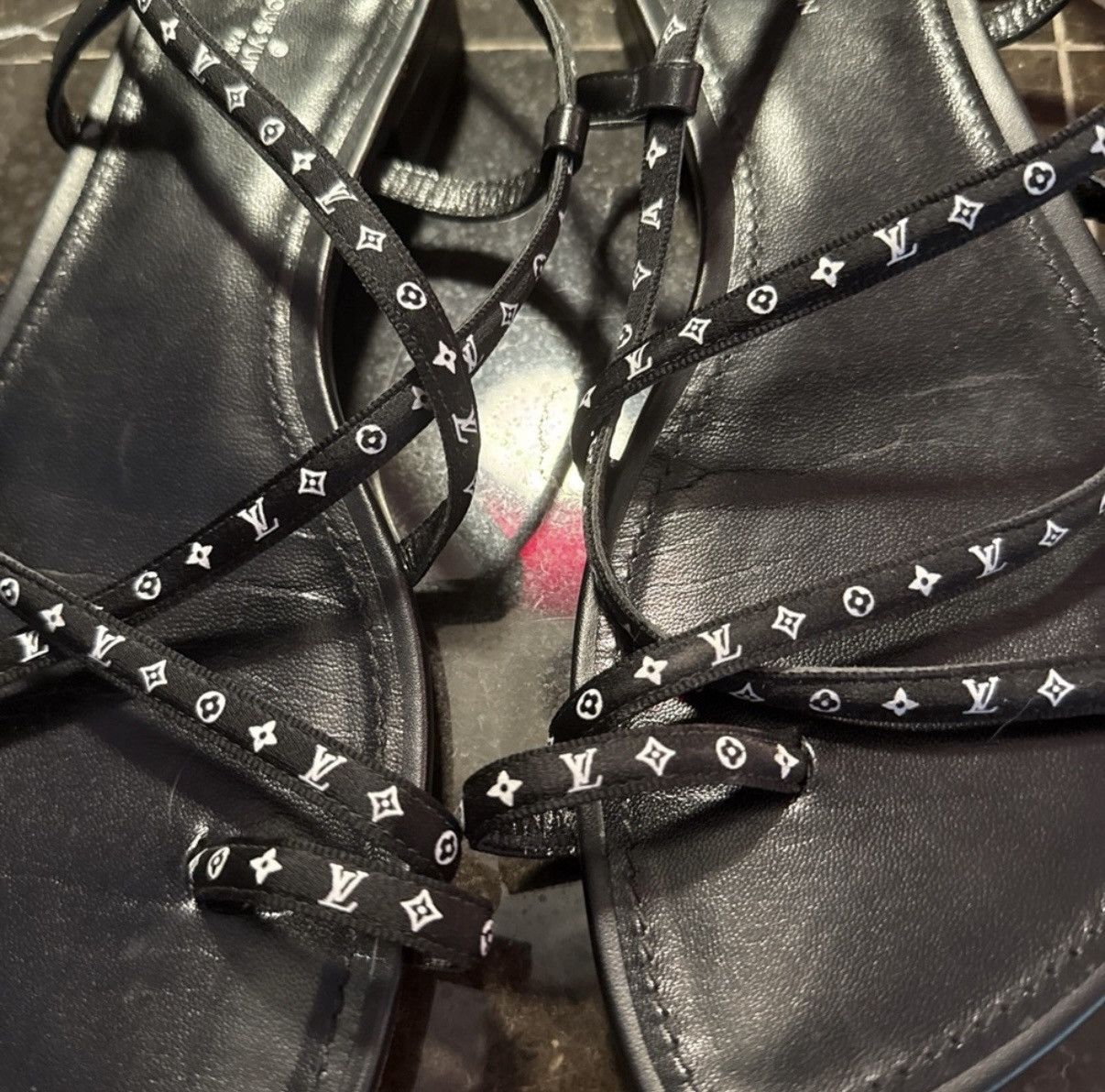 Louis Vuitton Size 41 IT Louis Vuitton monogram slingback sandals Size US 11 / IT 41 - 5 Thumbnail