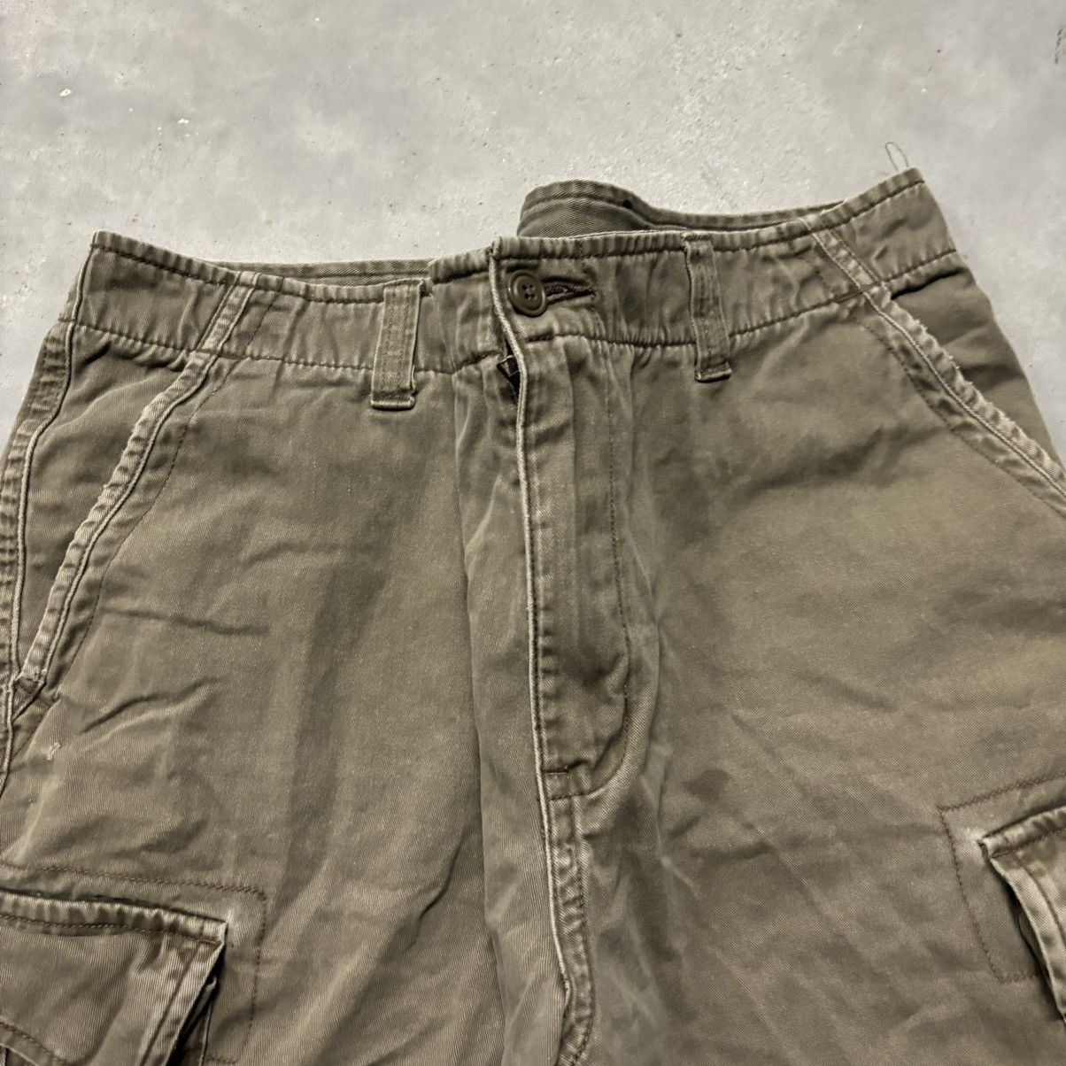 Japanese Brand × Vintage Vintage Y2K/2000s Baggy Grunge Brown Skater Style Cargo Shorts! Size US 34 / EU 50 - 2 Thumbnail