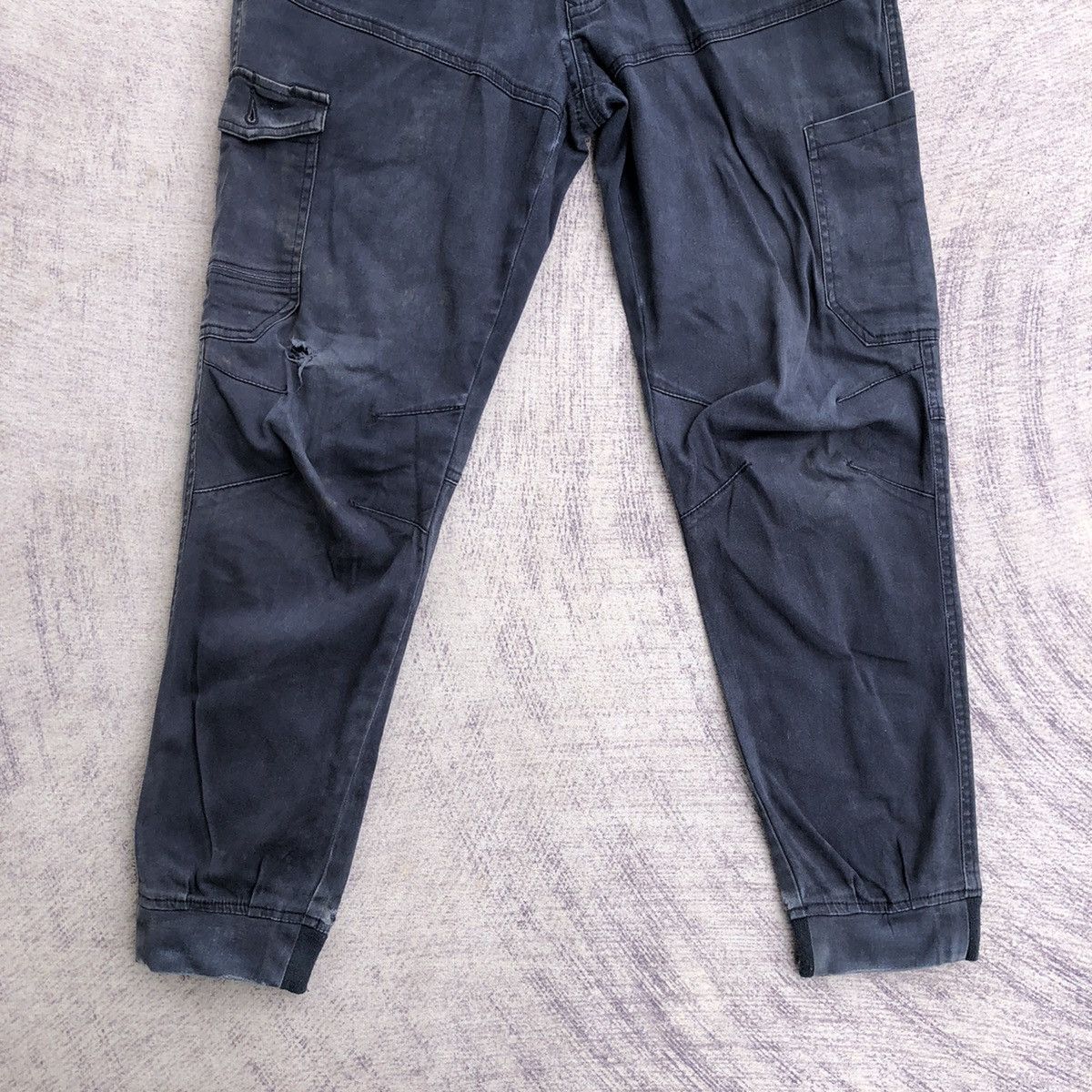 20471120 Japanesebrand Faded cargo pants multipocket tactical utility Size US 31 - 3 Thumbnail