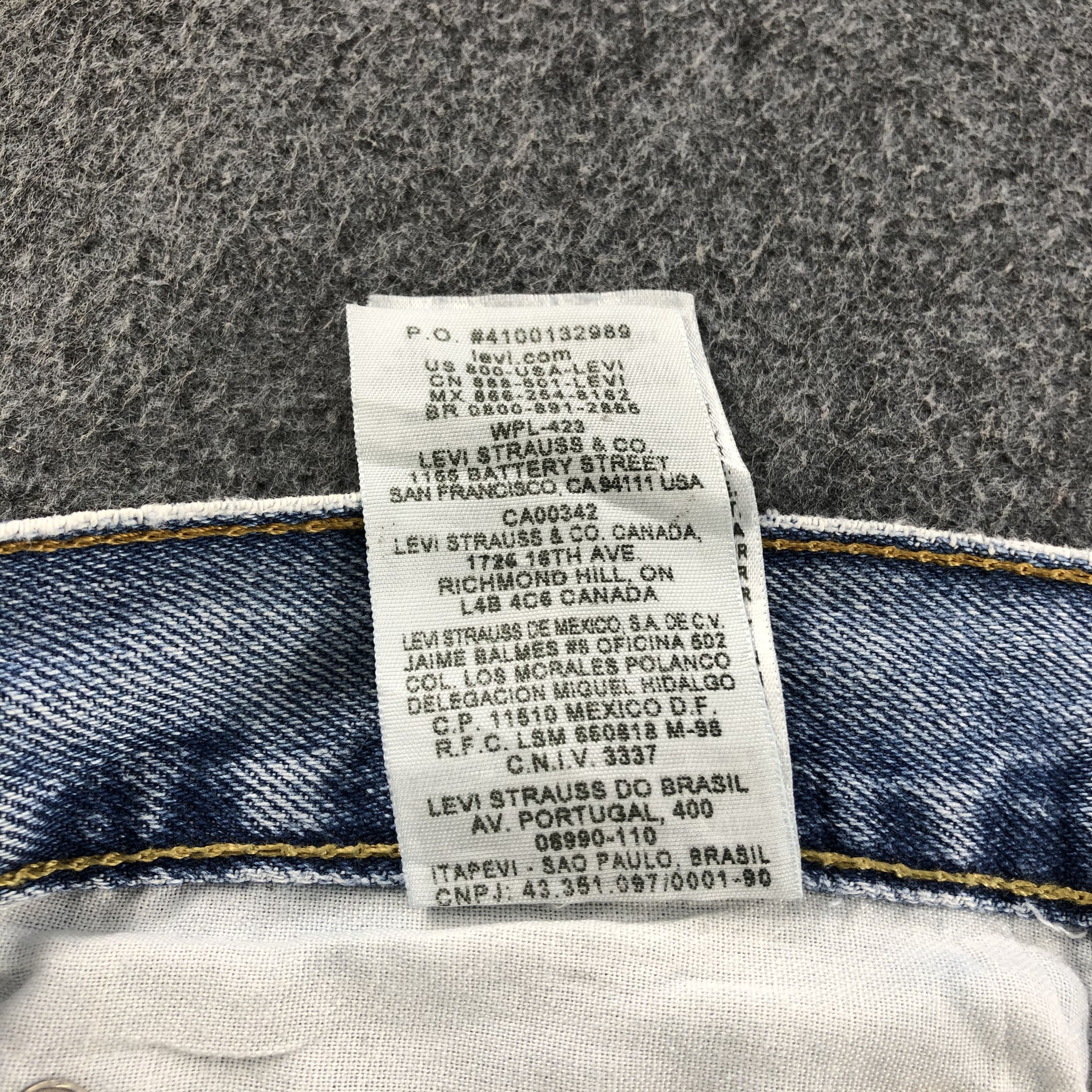 Levi's Light Wash Vintage Levis 505 Jeans-J1162 Size US 36 / EU 52 - 12 Thumbnail